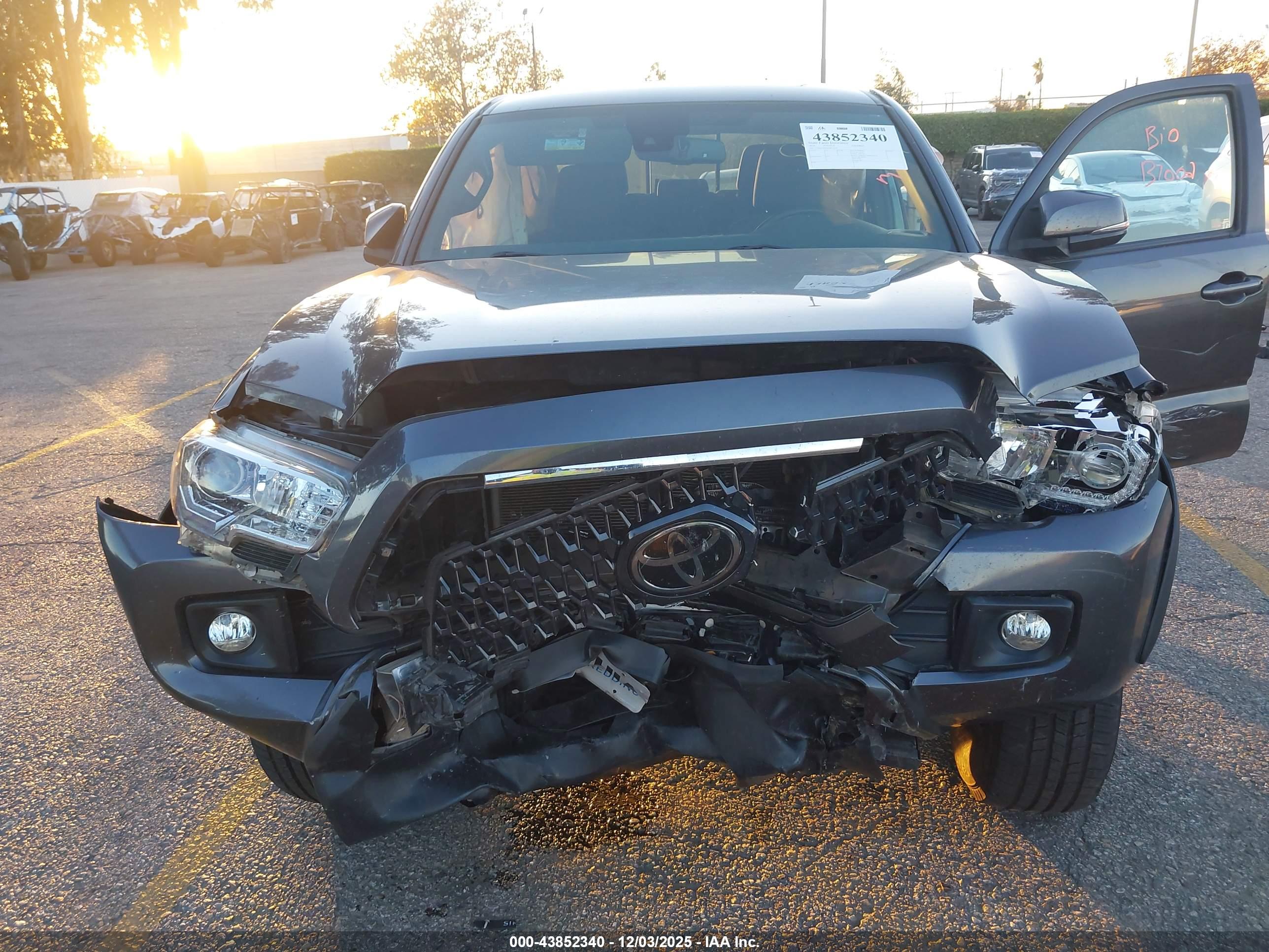 TOYOTA TACOMA image 6
