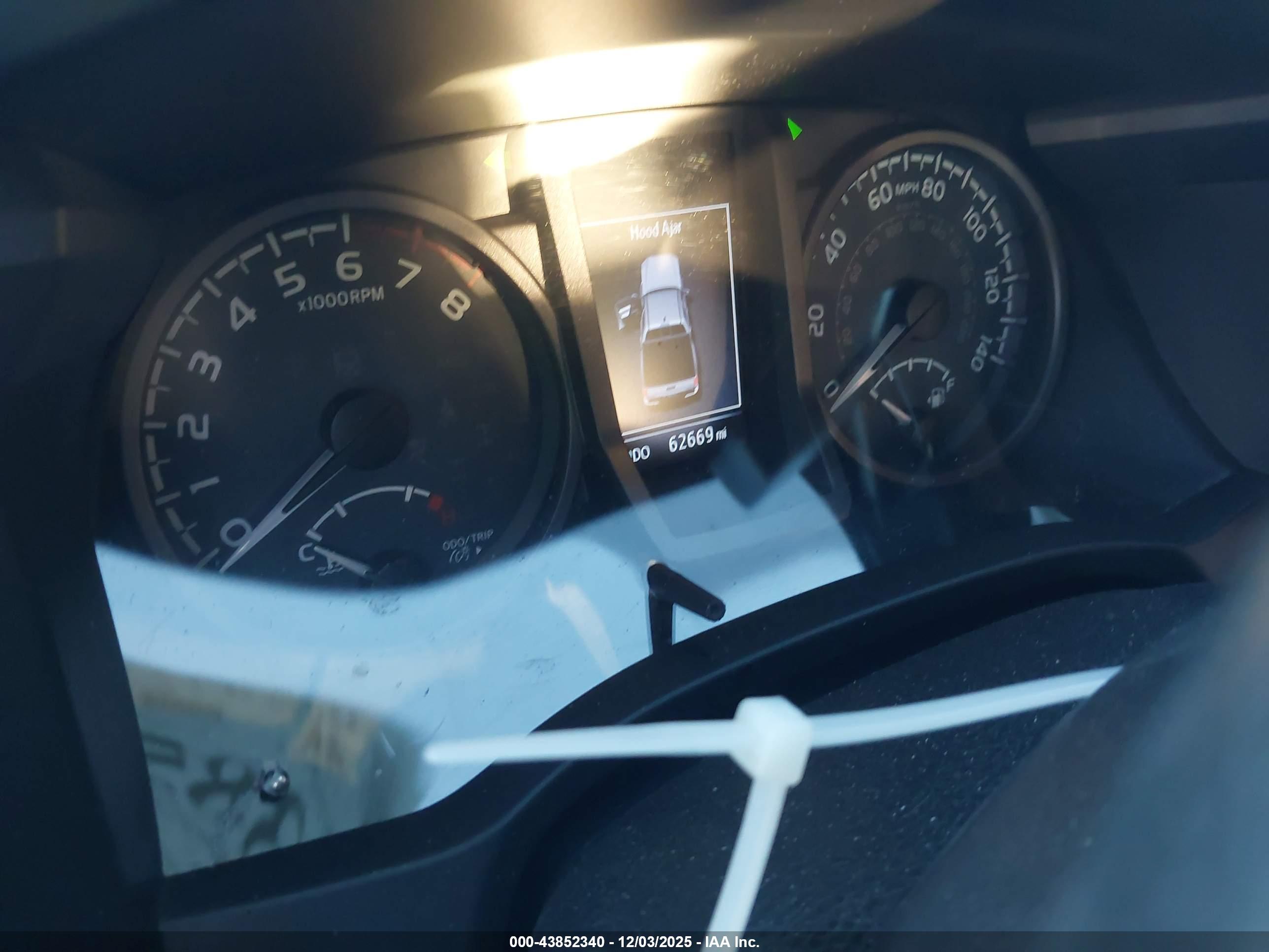 TOYOTA TACOMA image 7