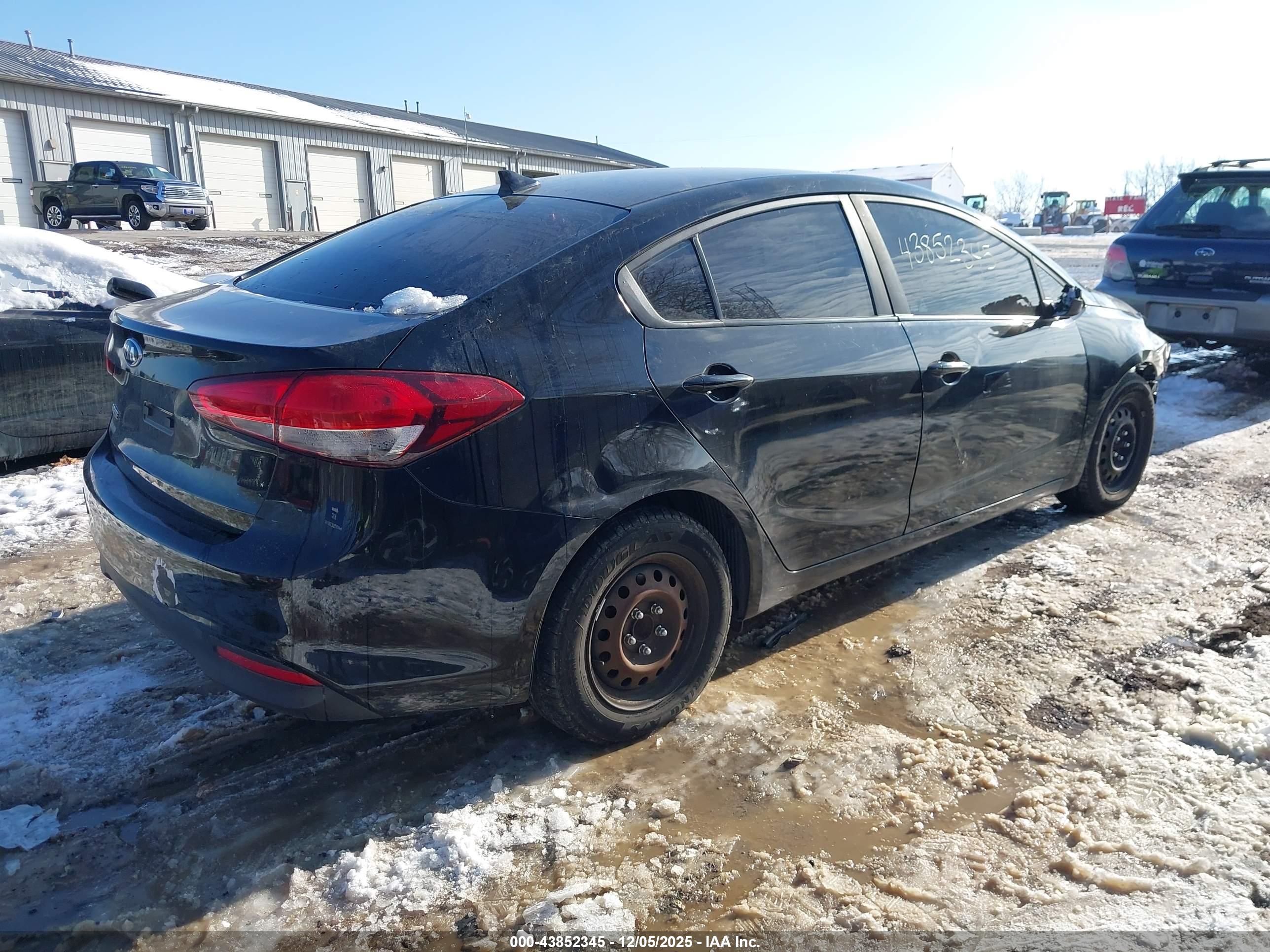 KIA FORTE image 4