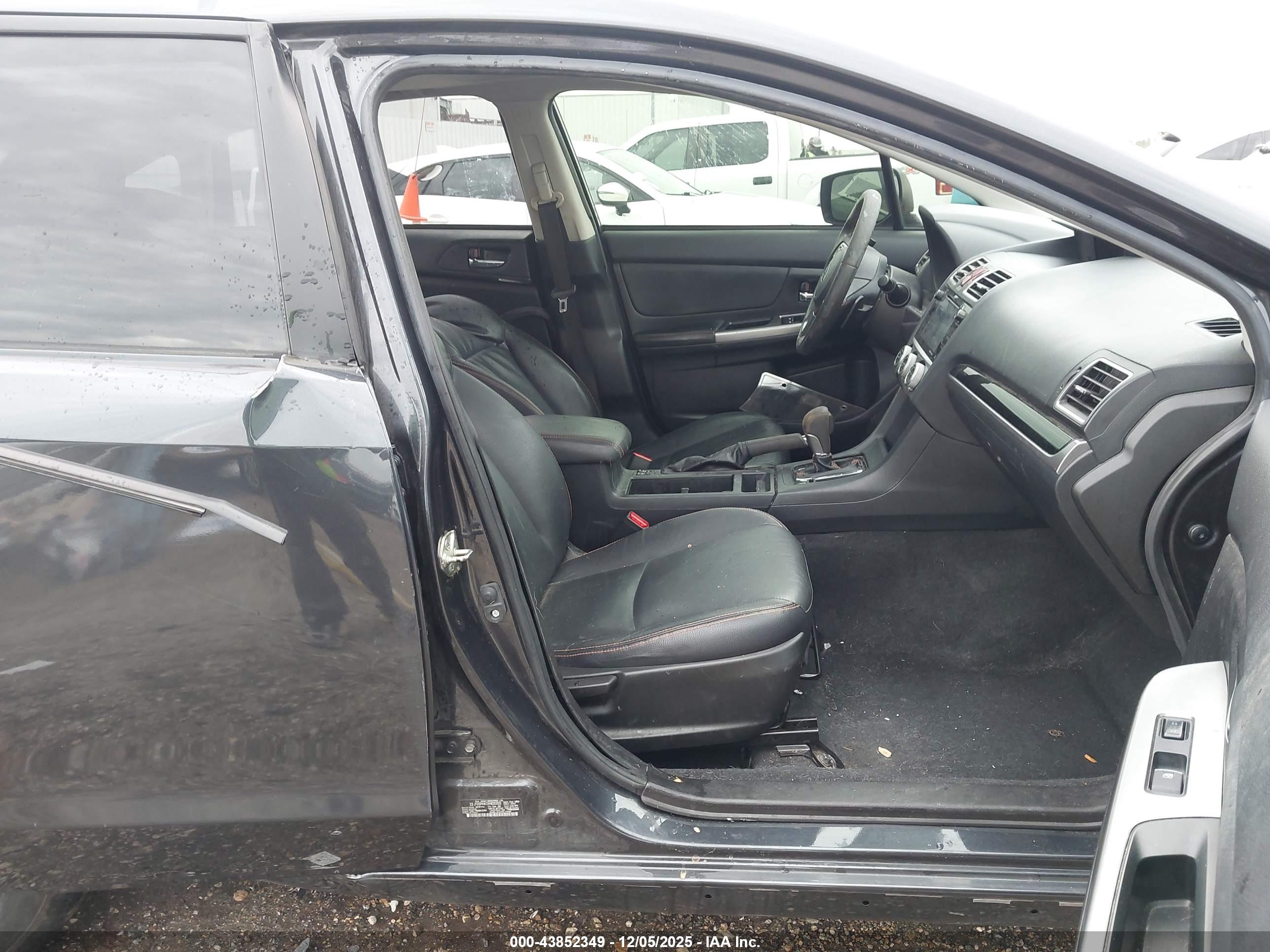 SUBARU CROSSTREK image 5