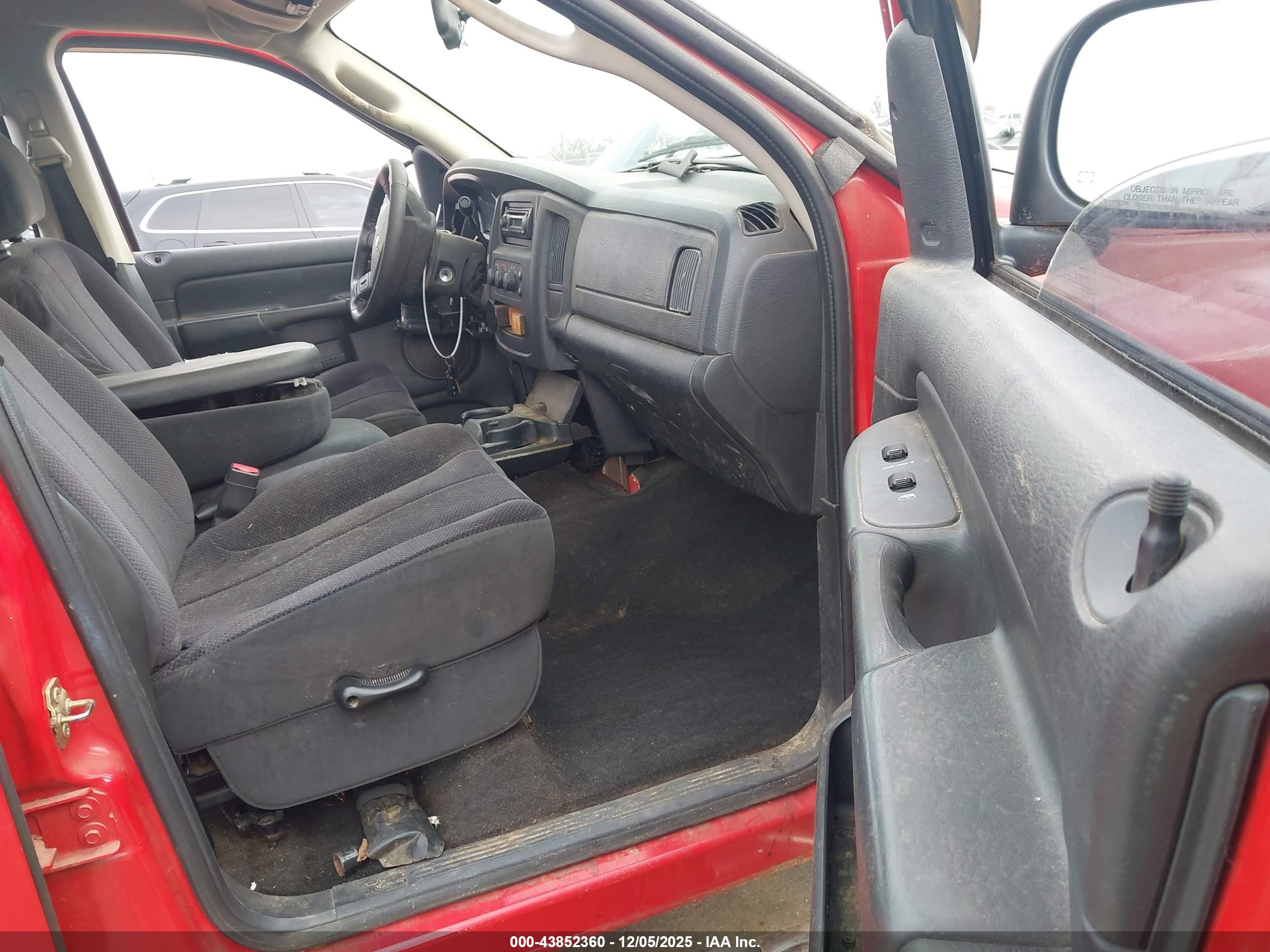 DODGE RAM image 5