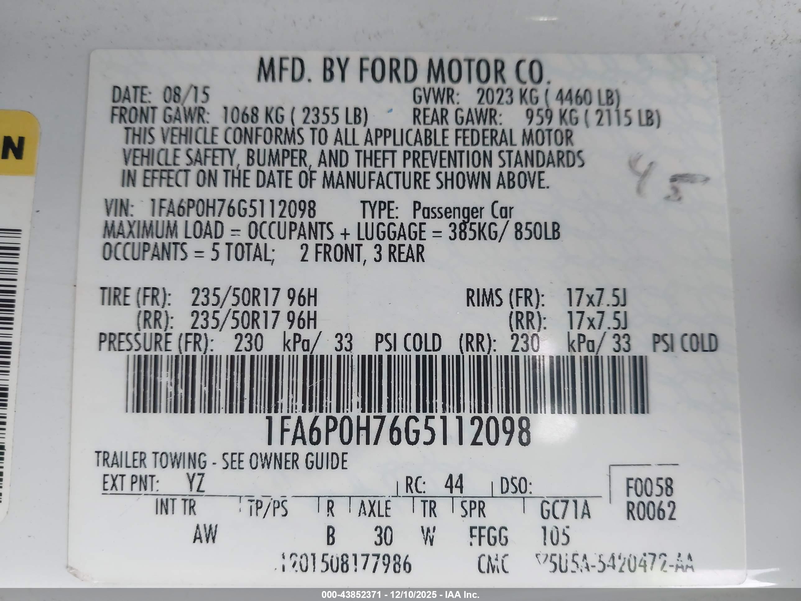 FORD FUSION image 9