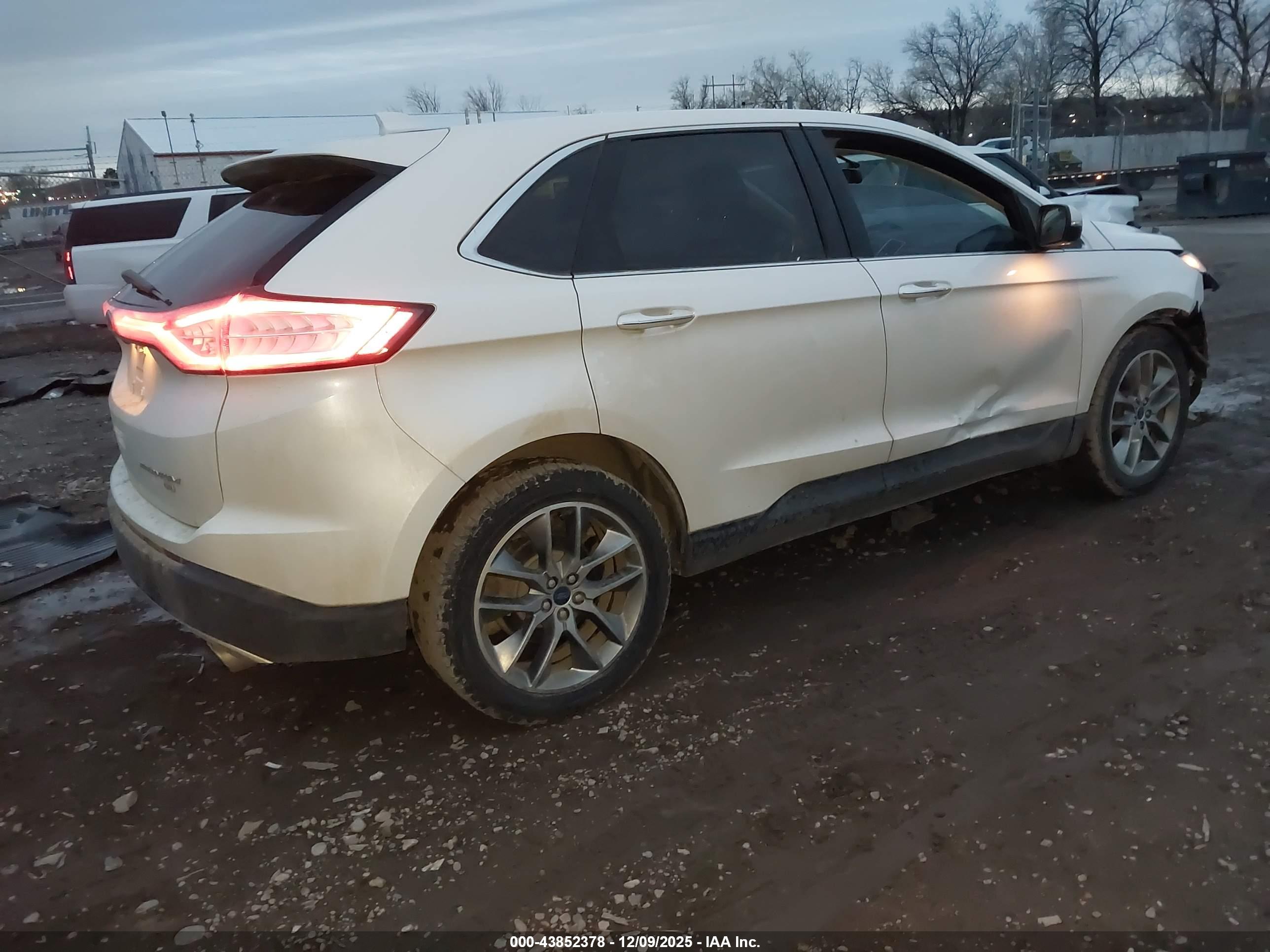 FORD EDGE image 4