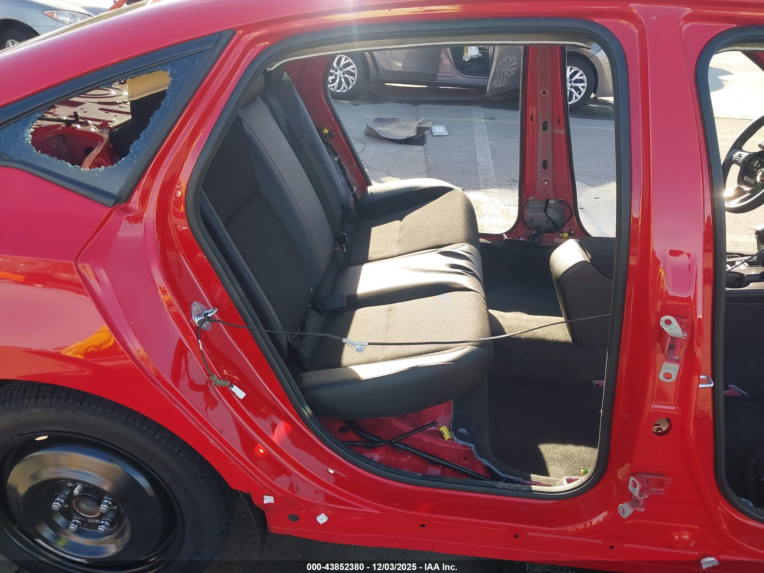 HONDA CIVIC image 8