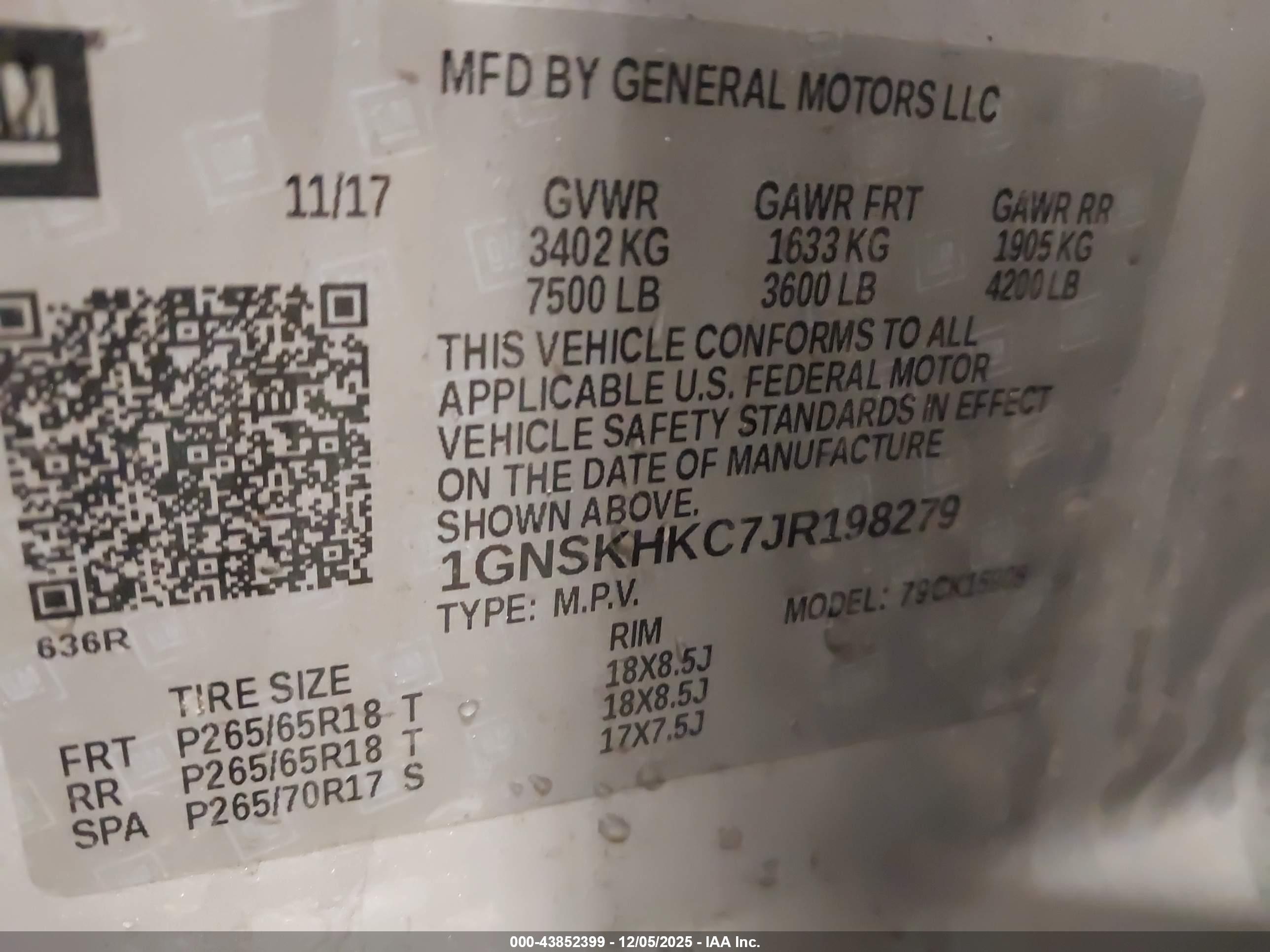 CHEVROLET SUBURBAN image 9