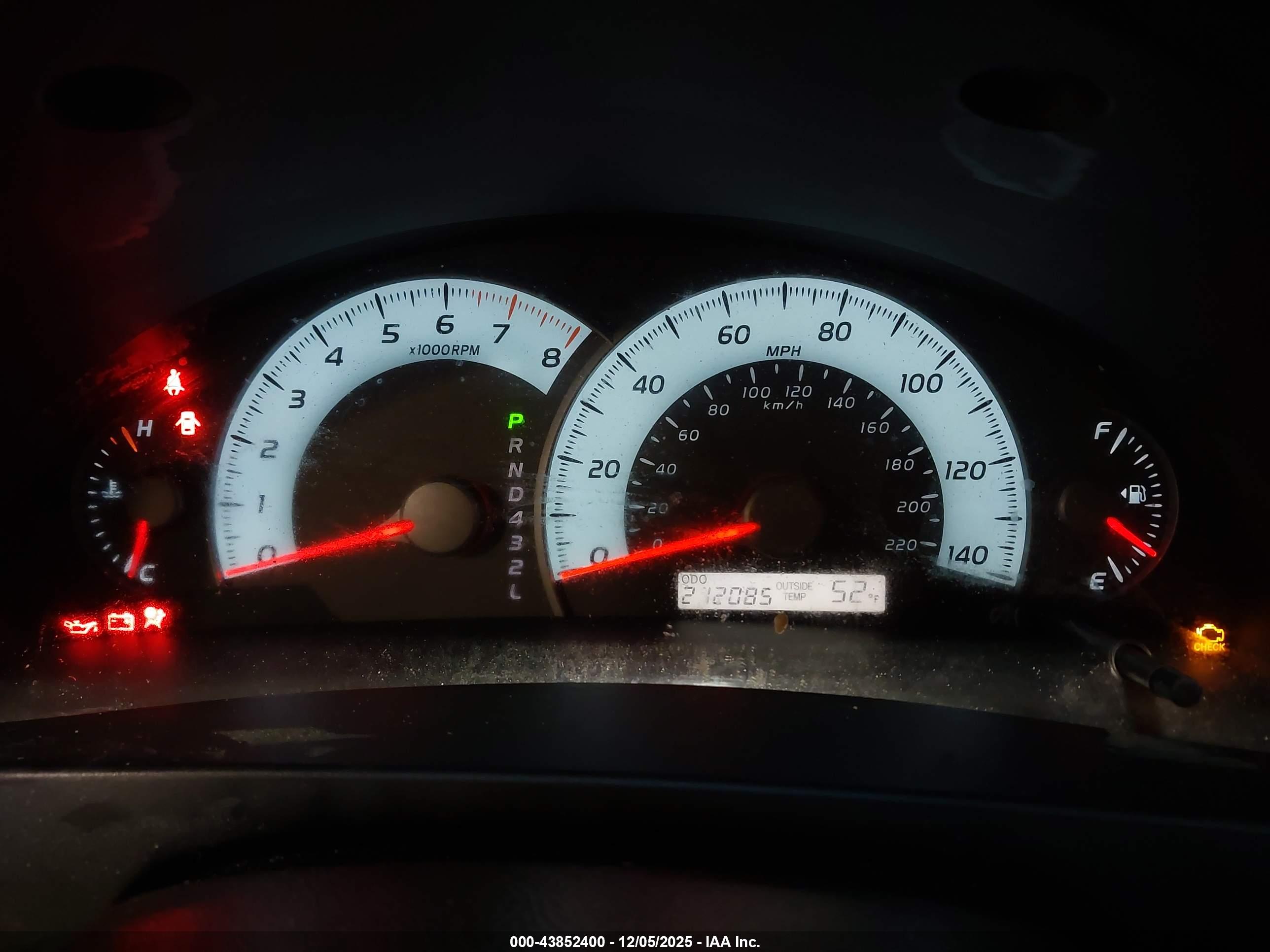 TOYOTA CAMRY image 7