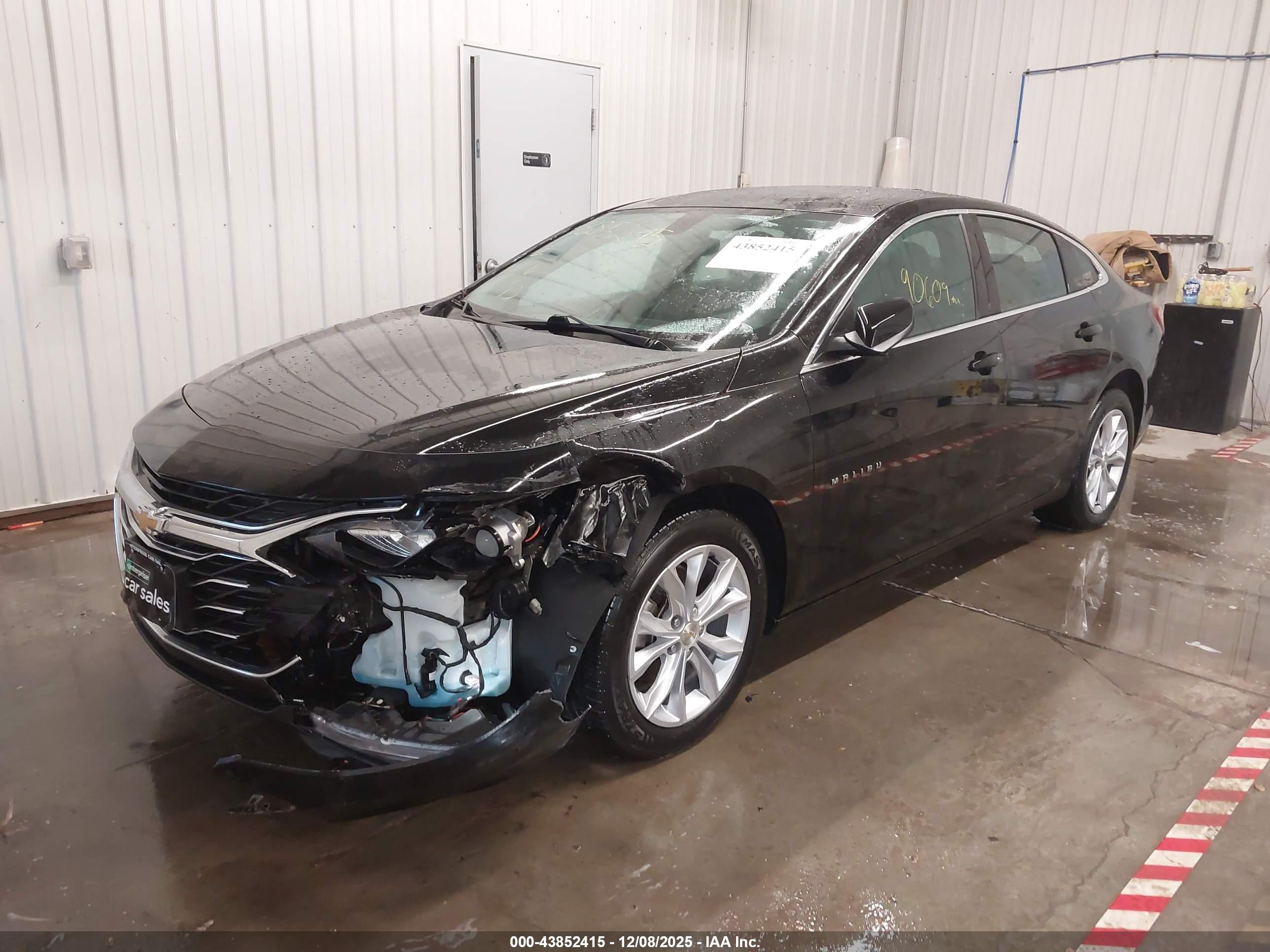 CHEVROLET MALIBU image 2