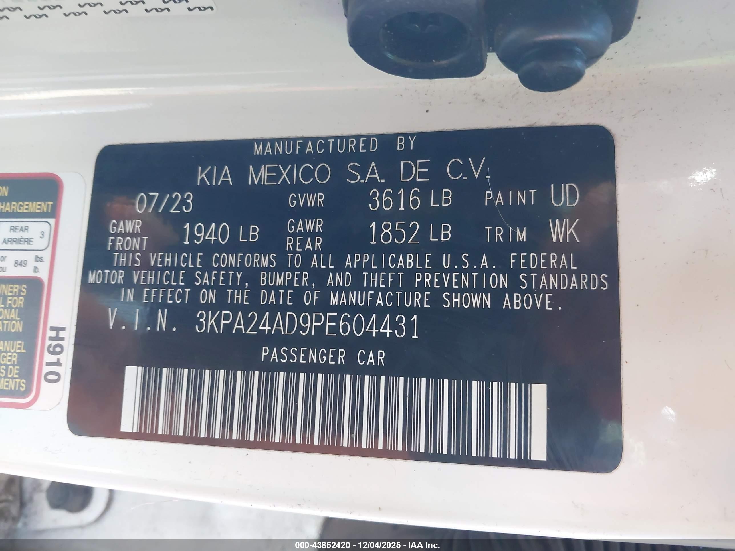 KIA RIO image 9