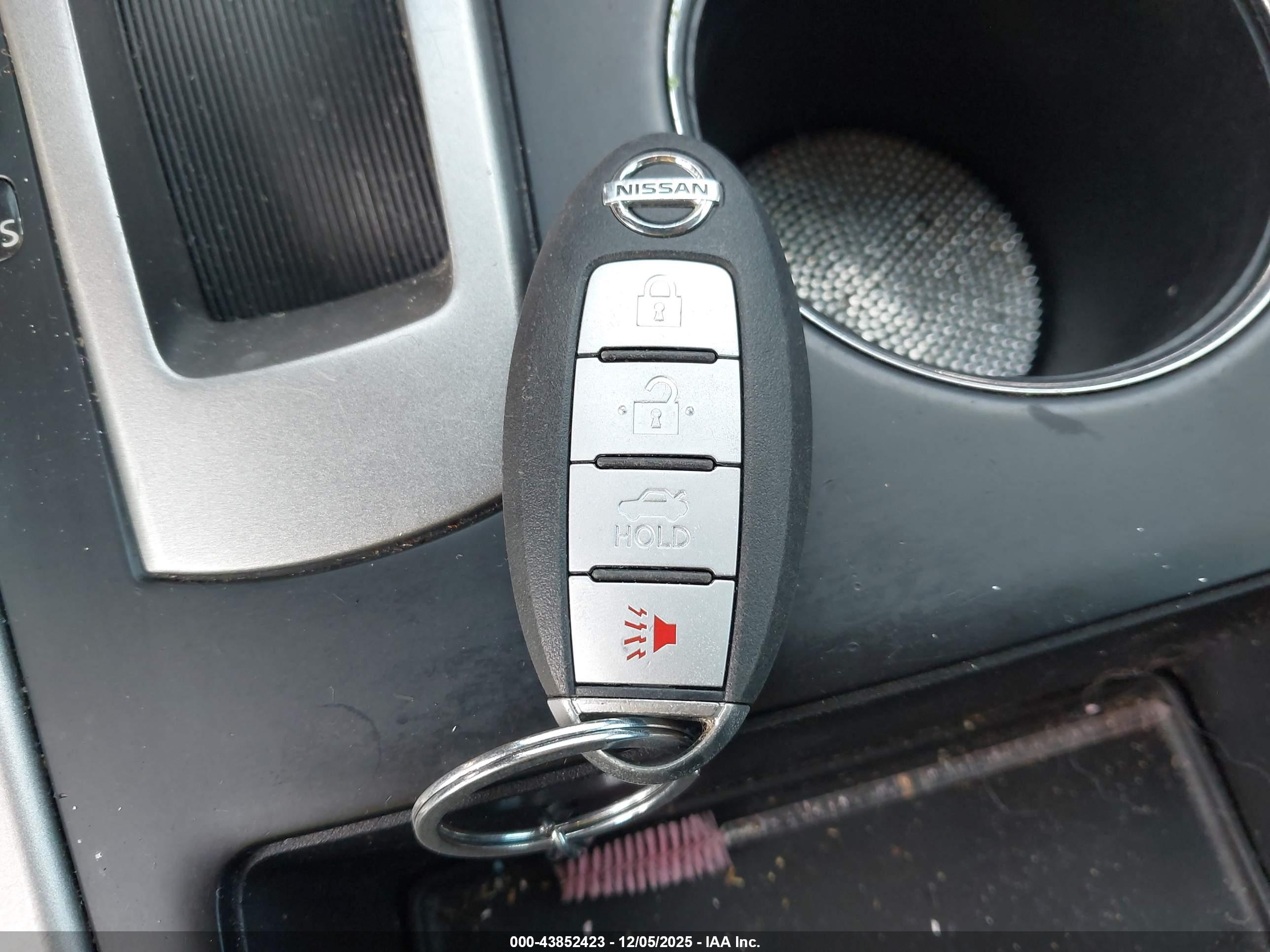 NISSAN ALTIMA image 11