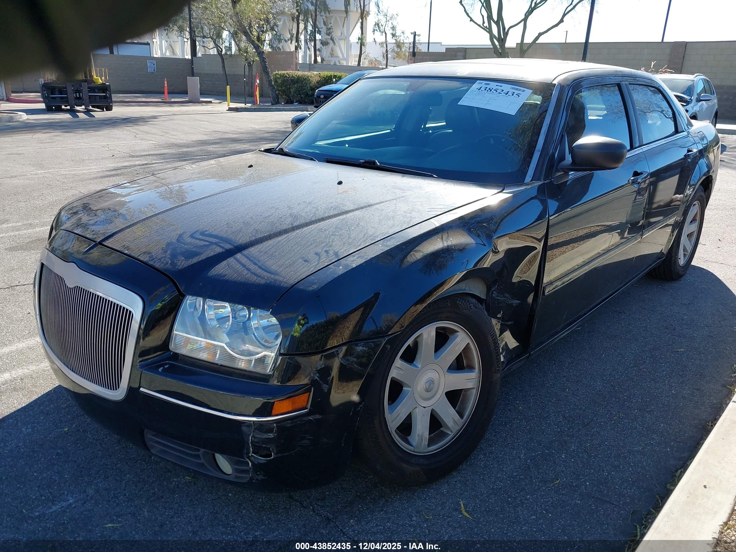 CHRYSLER 300 image 2