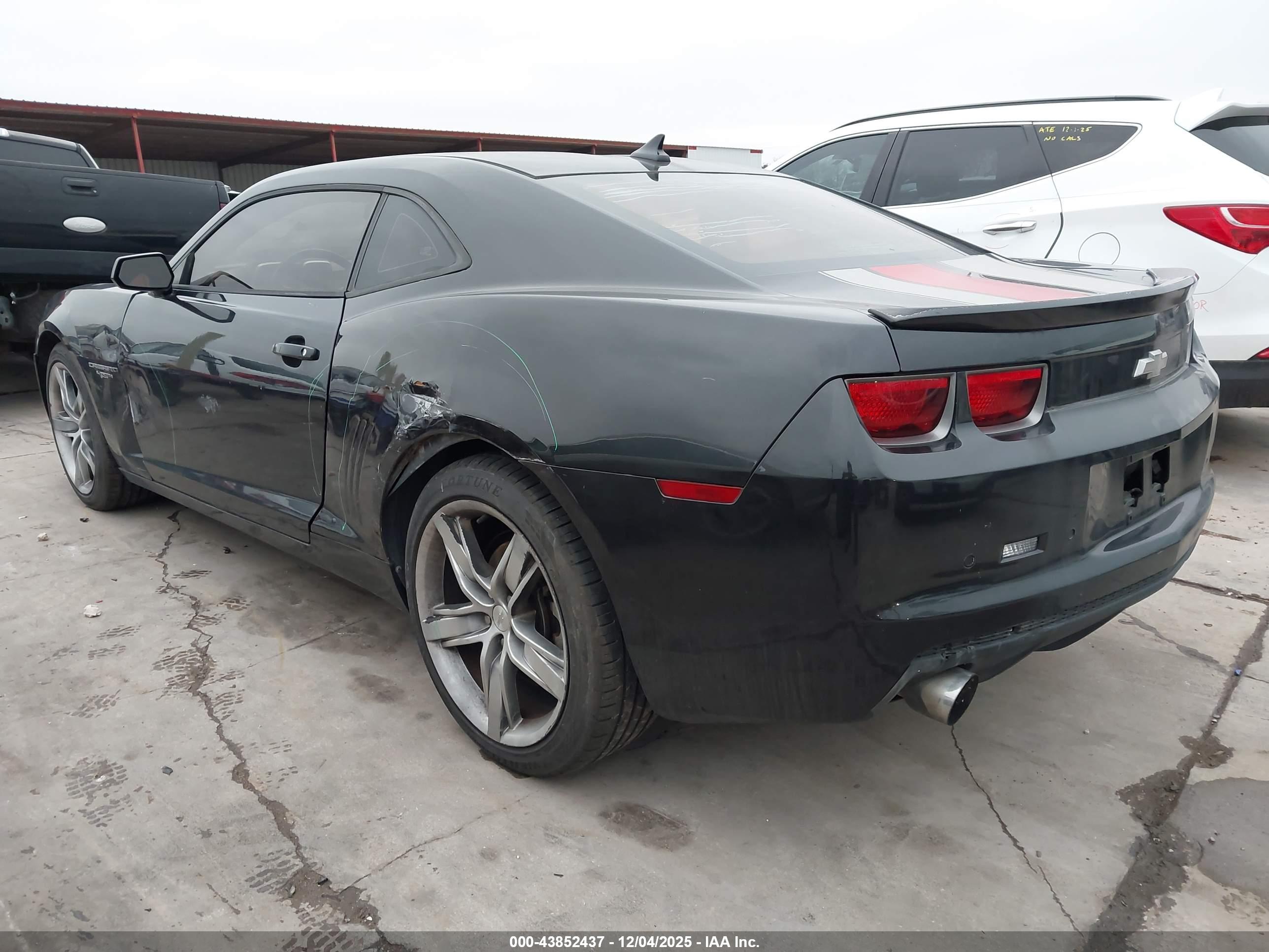 CHEVROLET CAMARO image 3