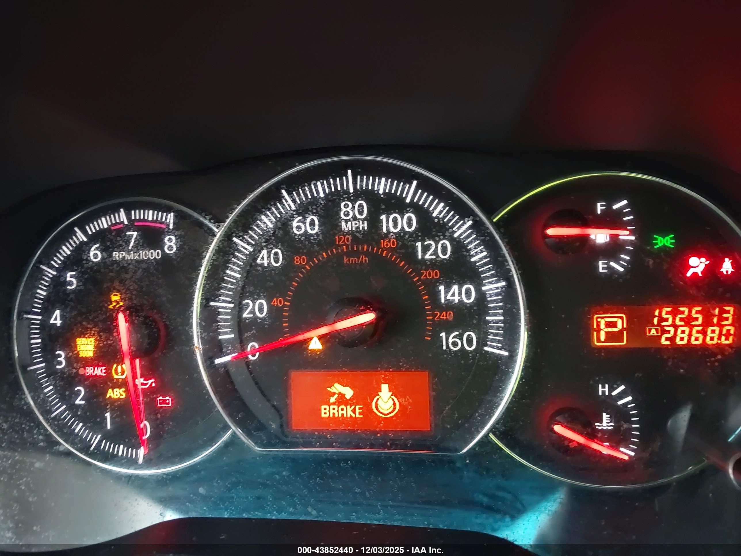NISSAN MAXIMA image 7