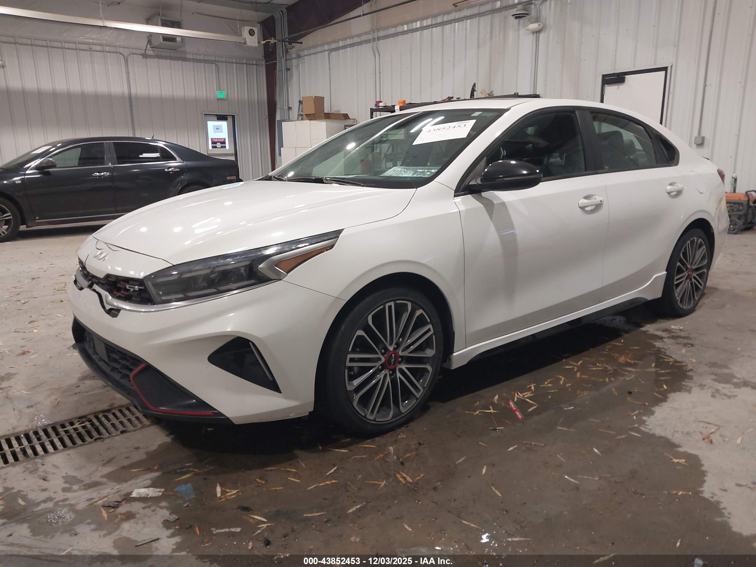 KIA FORTE image 2