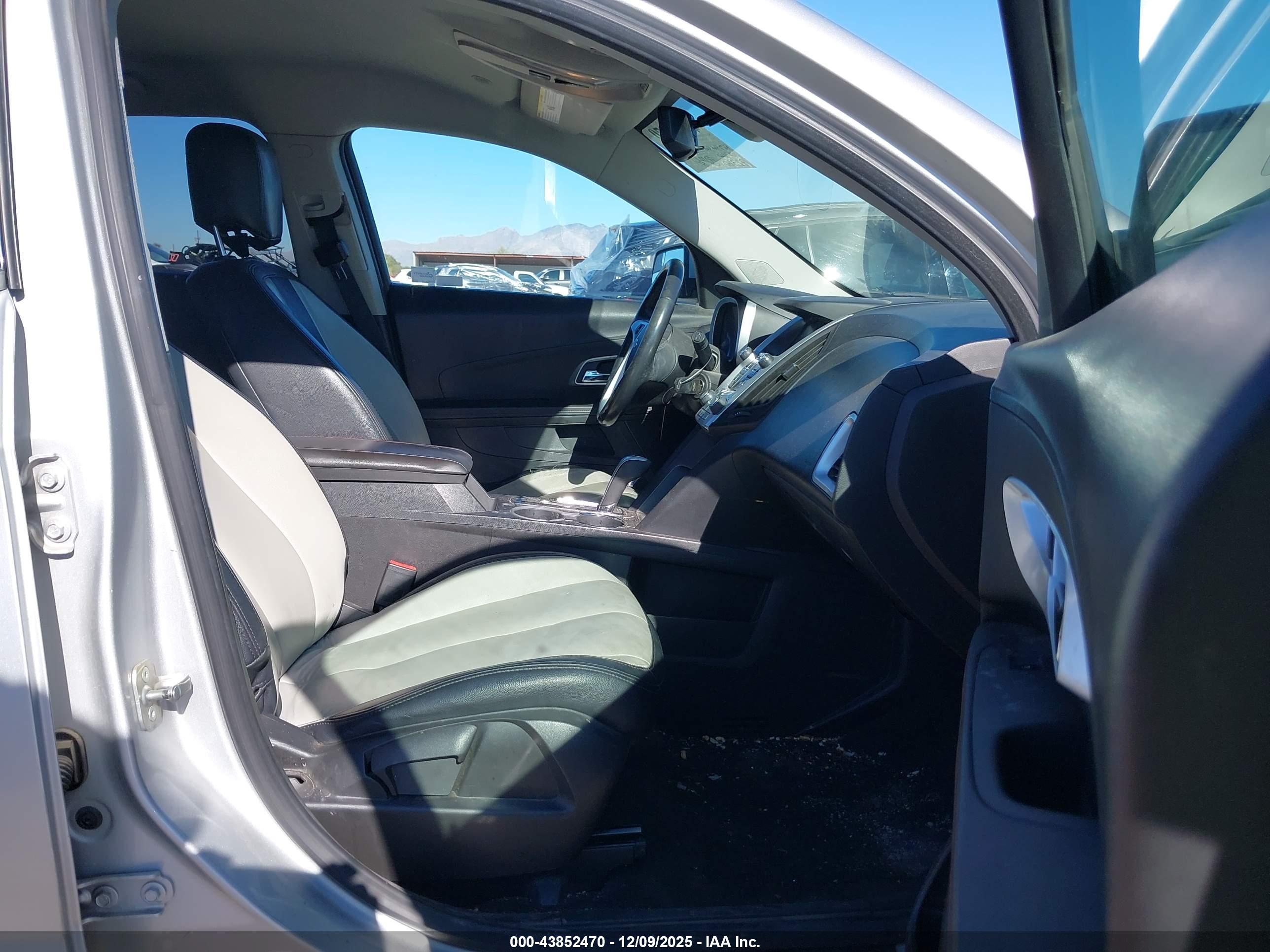 CHEVROLET EQUINOX image 5