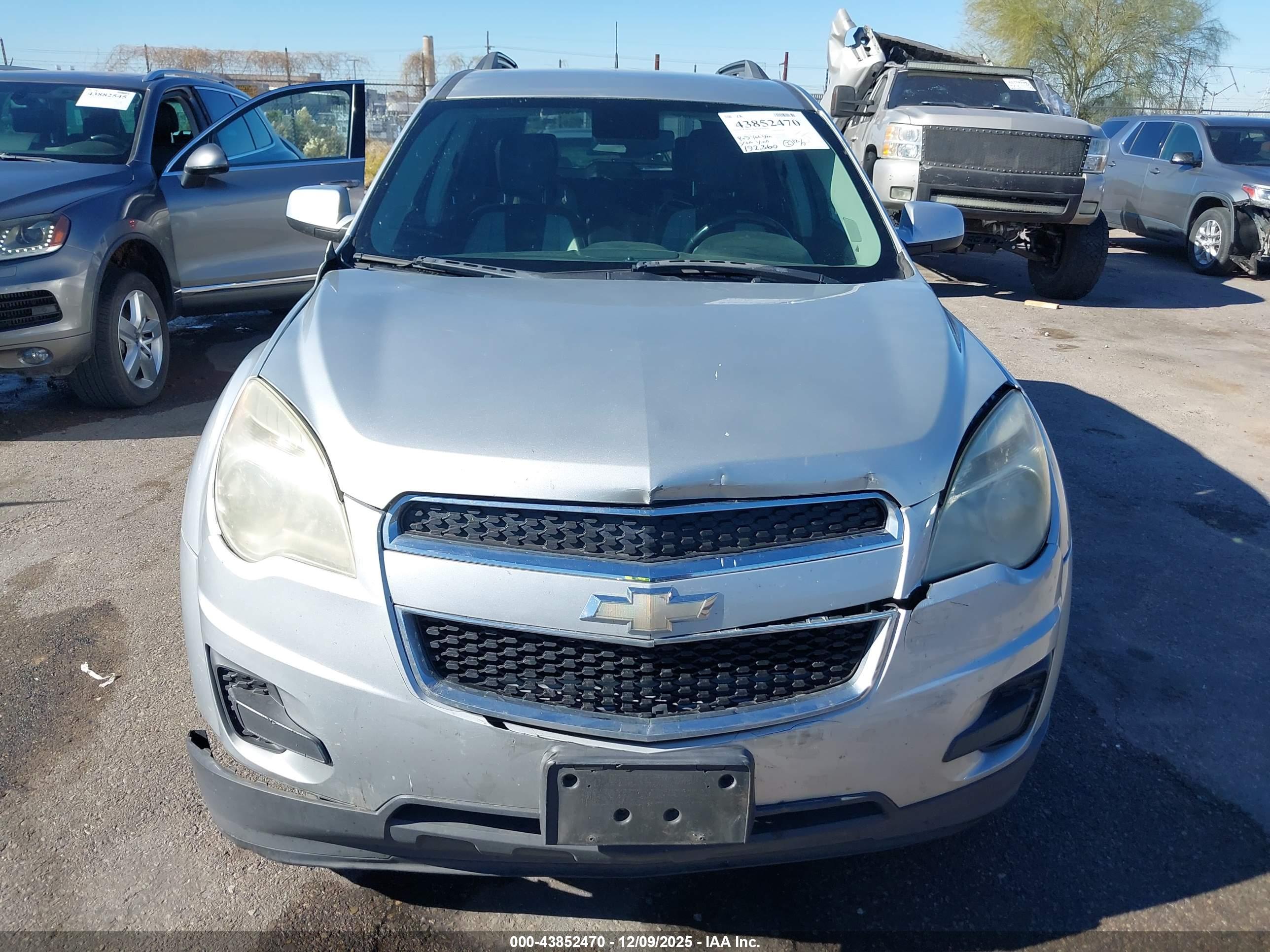 CHEVROLET EQUINOX image 6