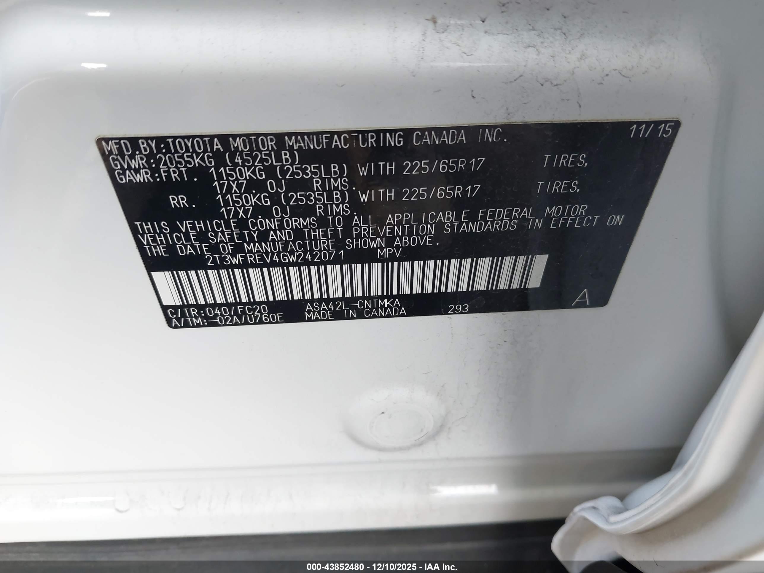 TOYOTA RAV4 image 9
