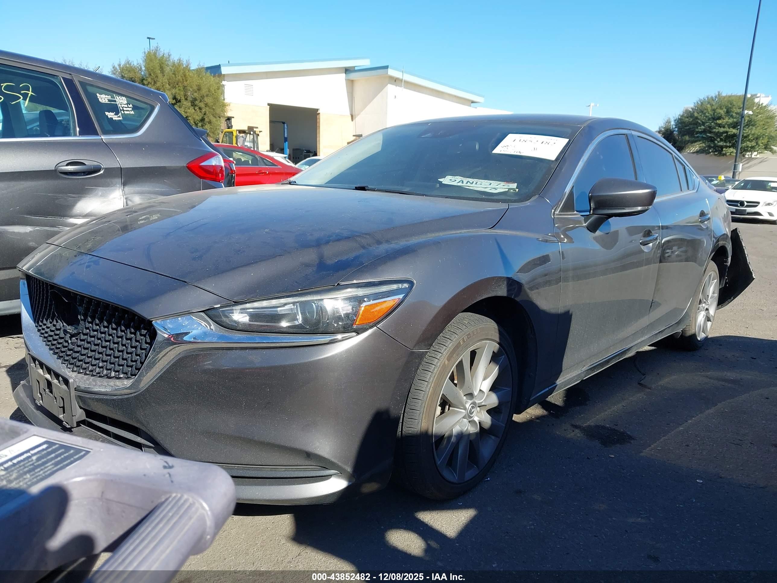 MAZDA MAZDA6 image 2