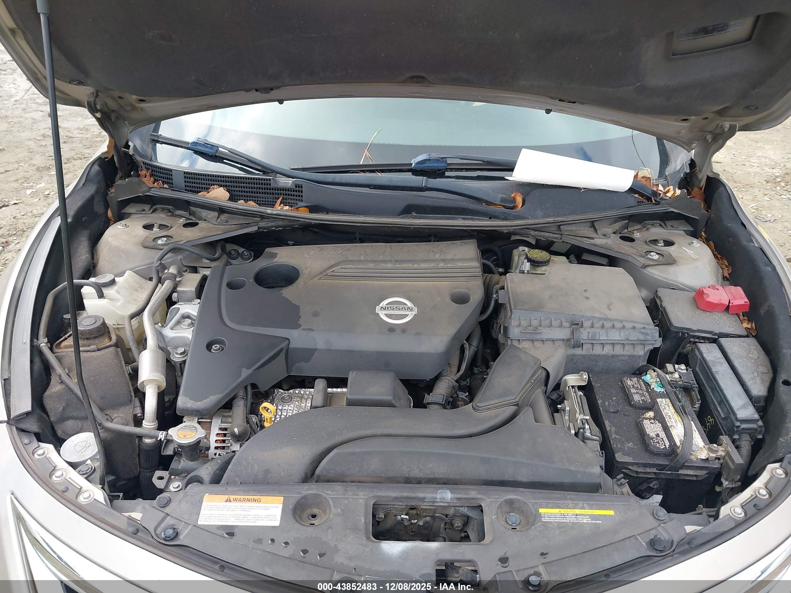 NISSAN ALTIMA image 10