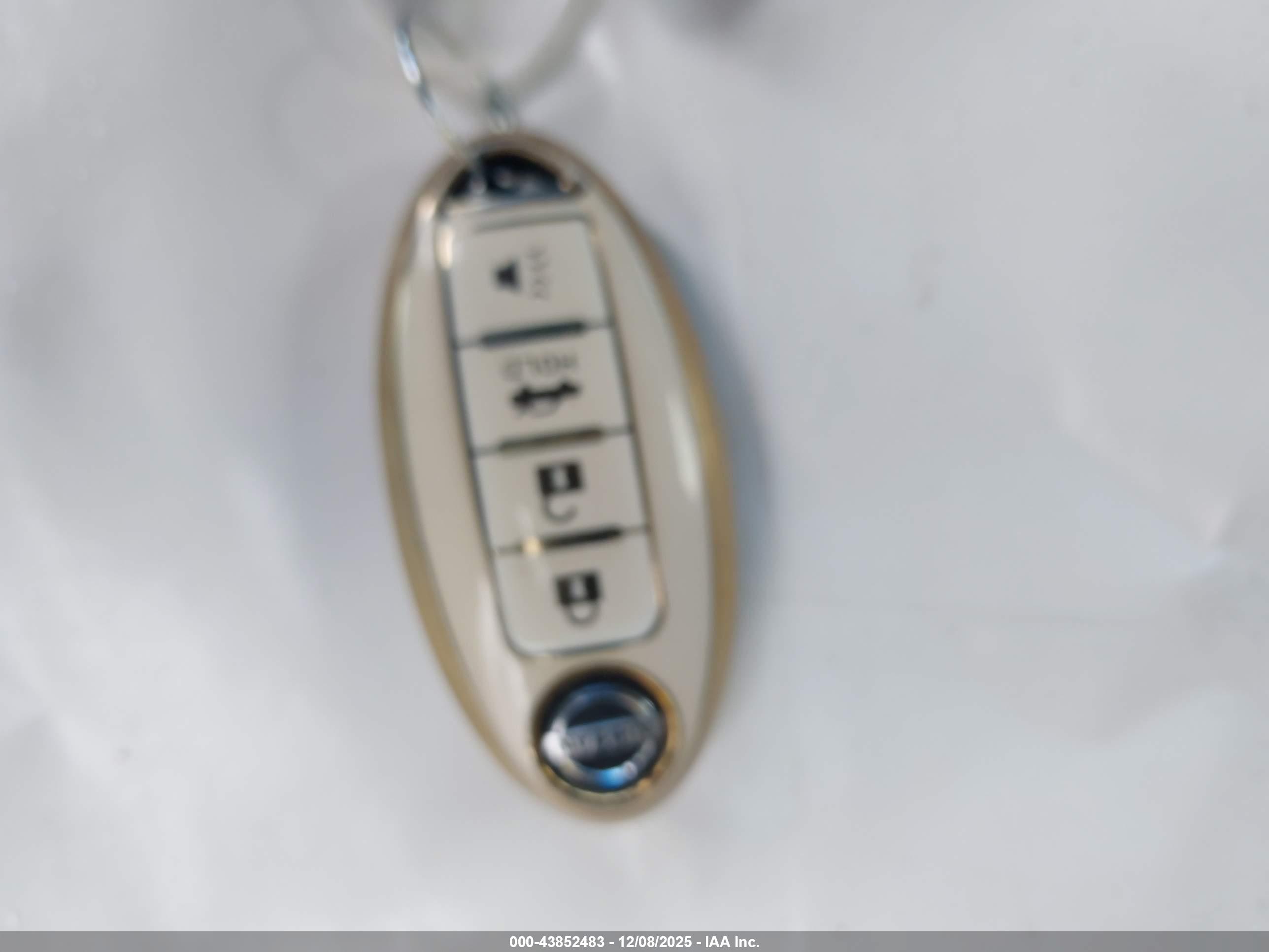 NISSAN ALTIMA image 11