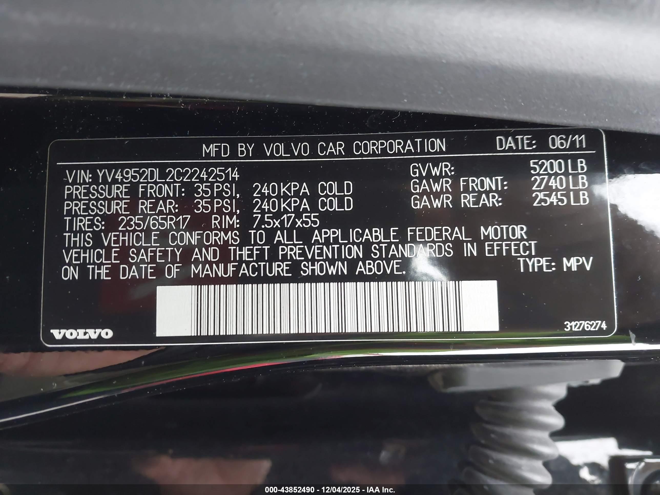 VOLVO XC60 image 9