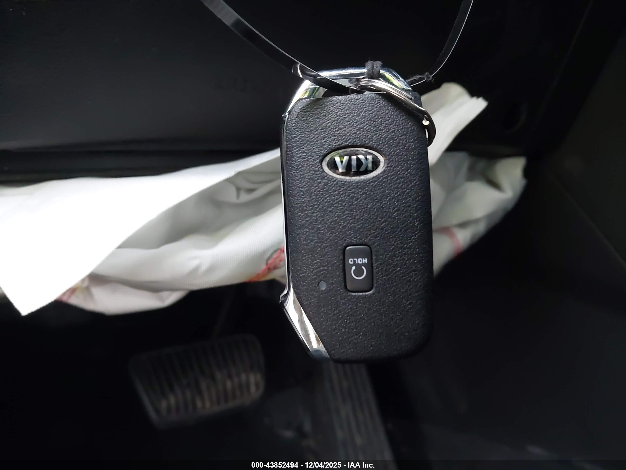 KIA TELLURIDE image 11