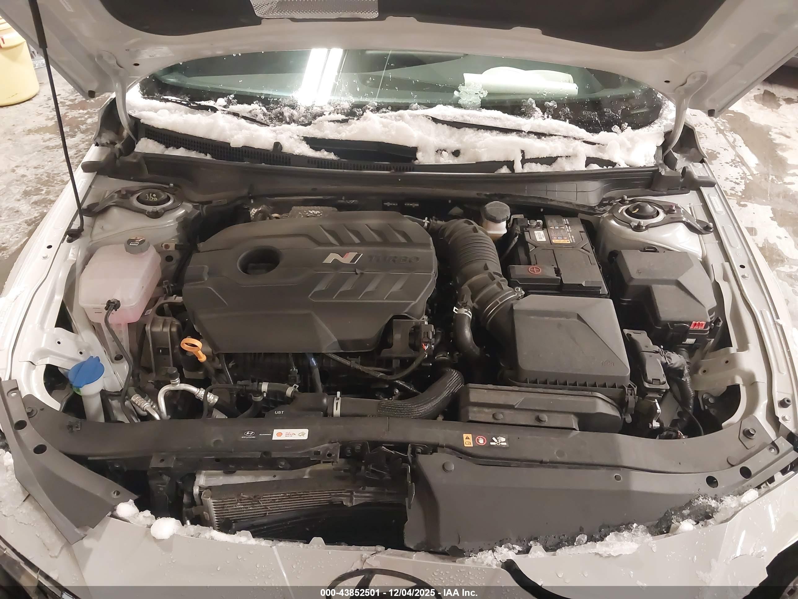 HYUNDAI ELANTRA image 10