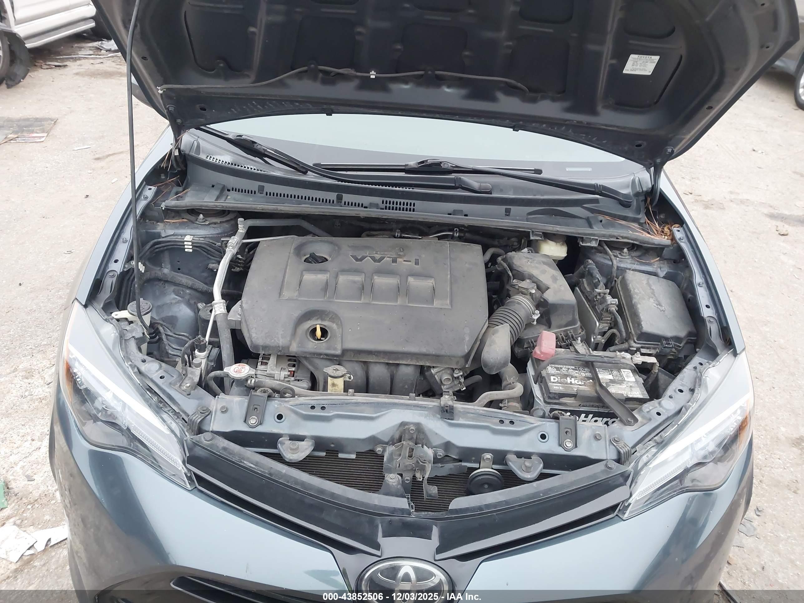 TOYOTA COROLLA image 10