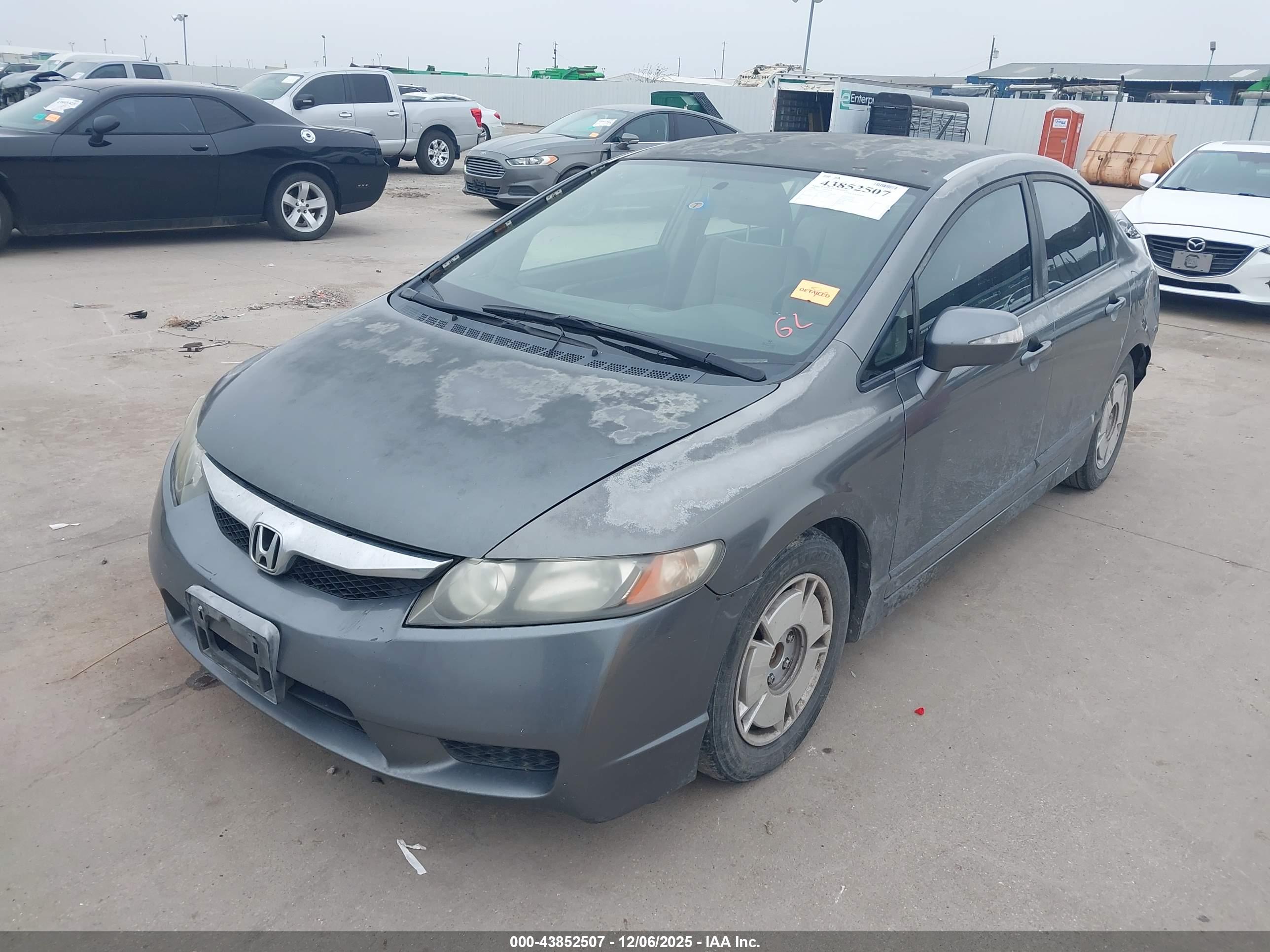 HONDA CIVIC image 2