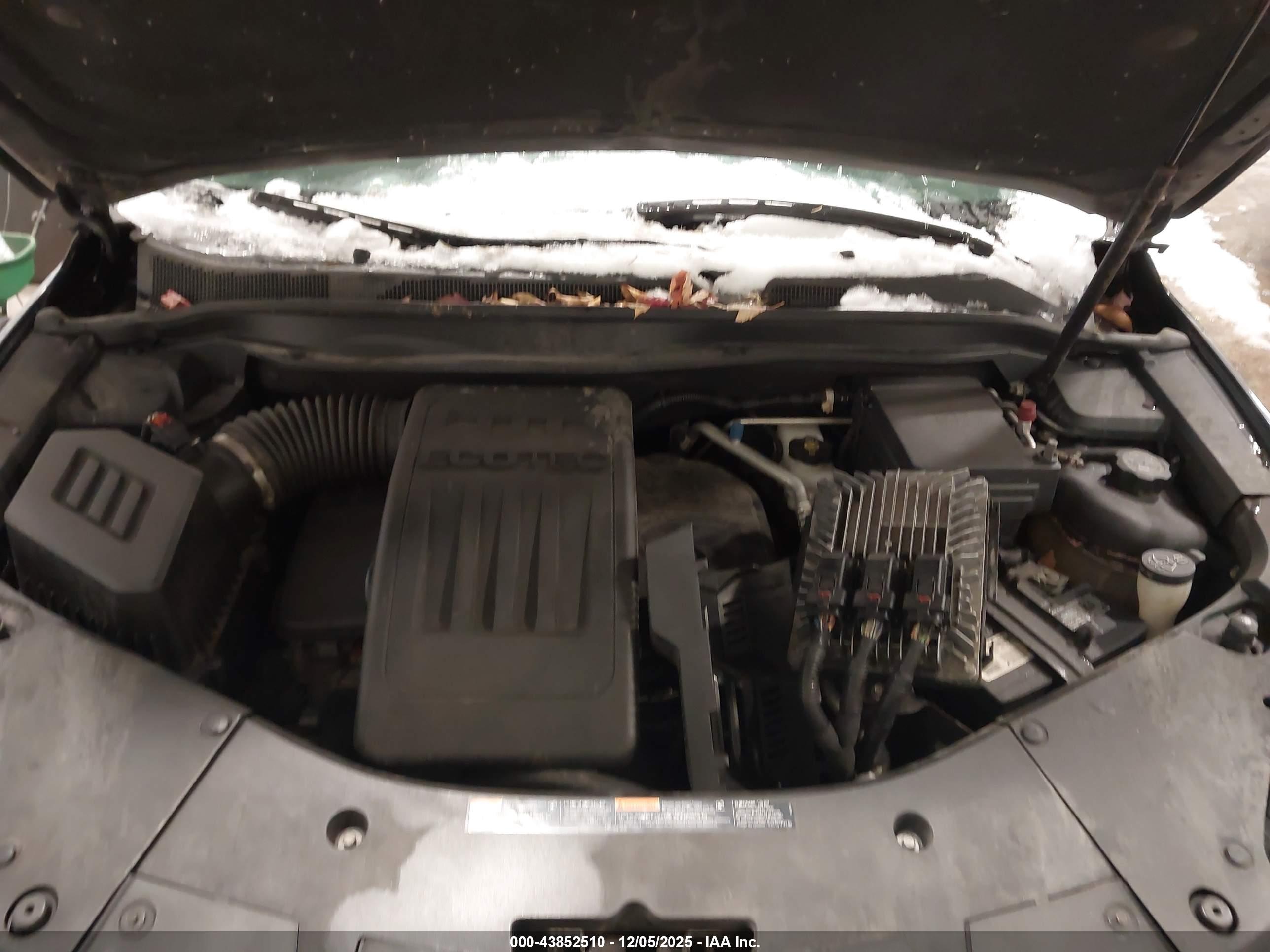 CHEVROLET EQUINOX image 10