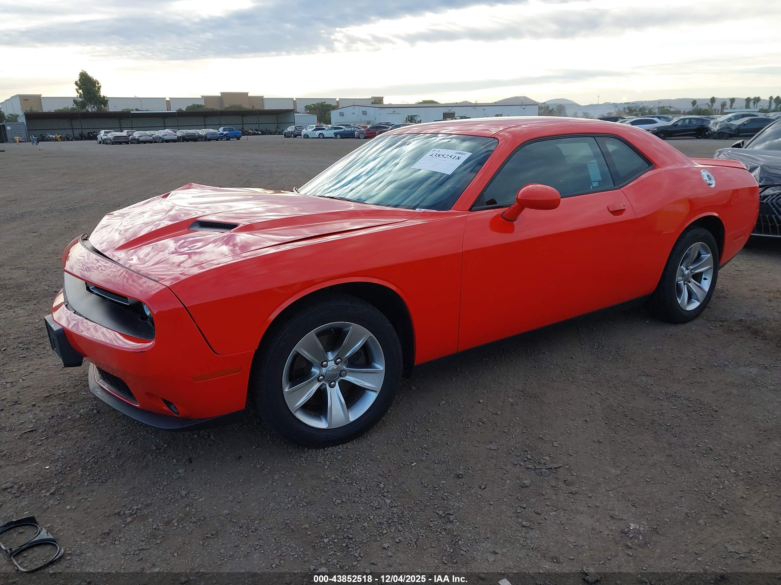 DODGE CHALLENGER image 2
