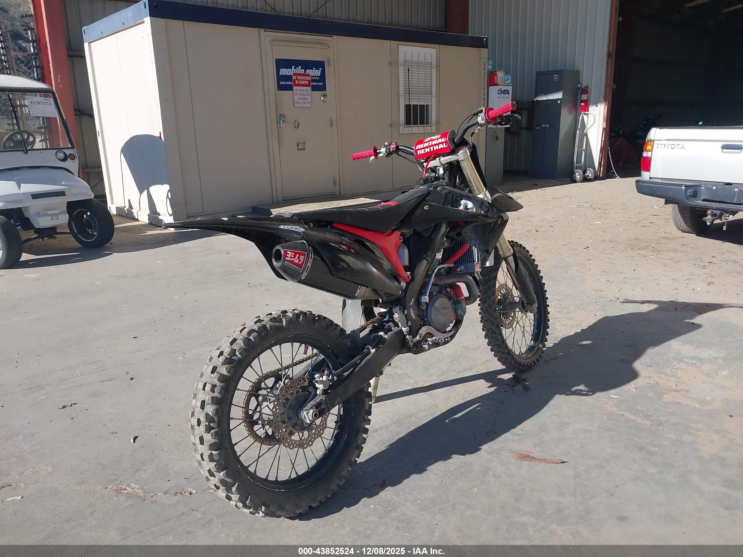 HONDA CRF450 image 4