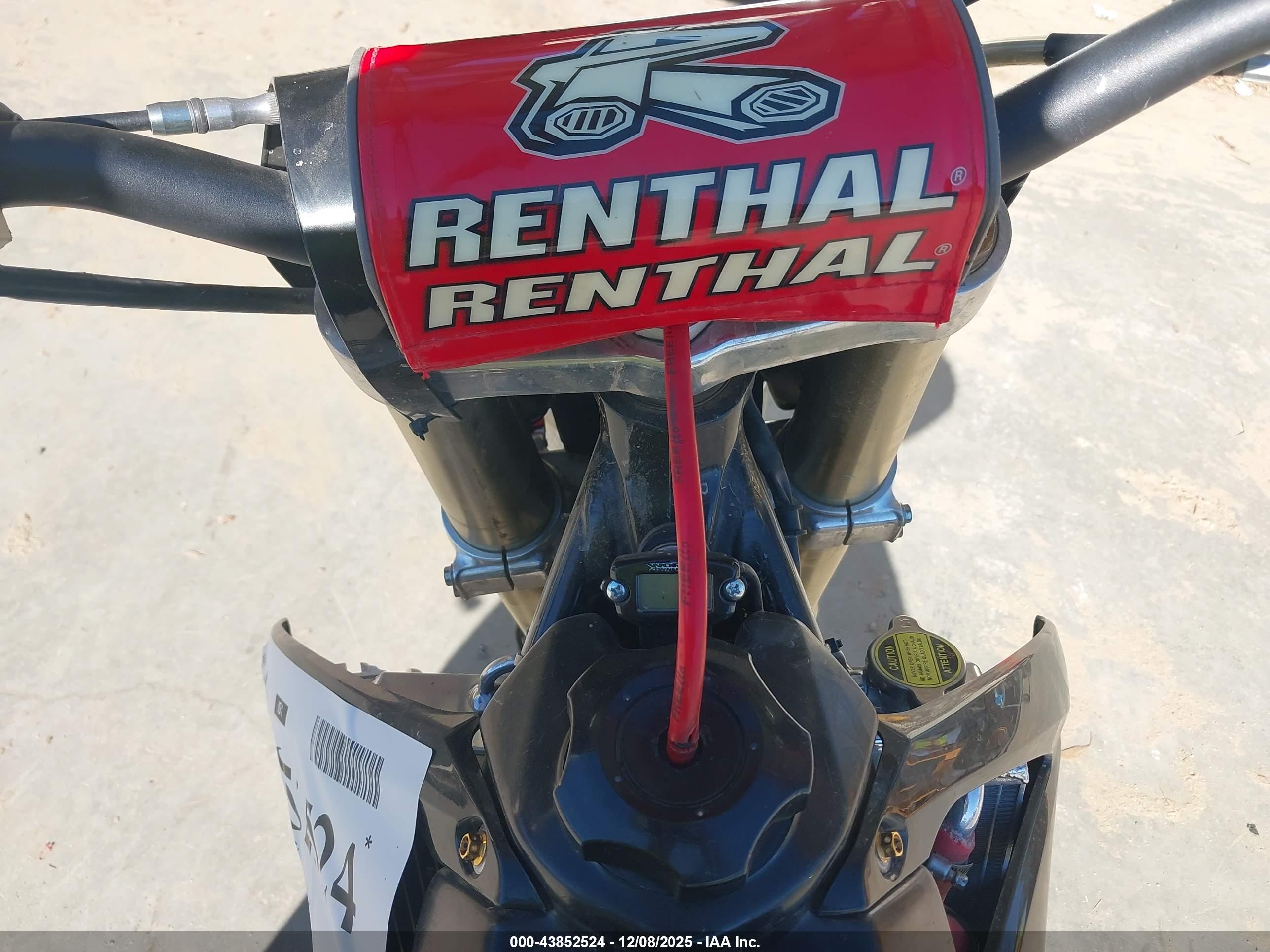 HONDA CRF450 image 7