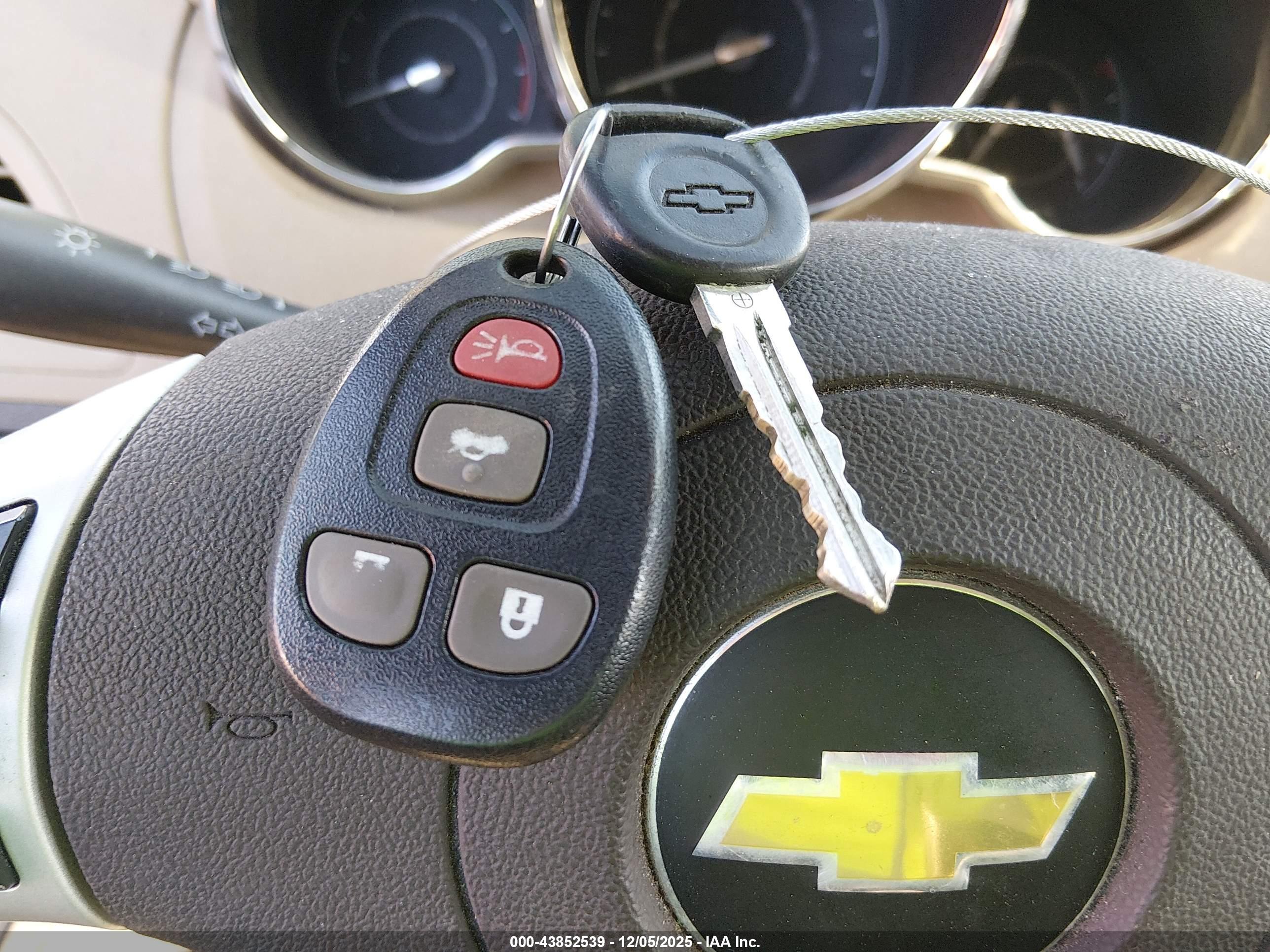 CHEVROLET MALIBU image 11
