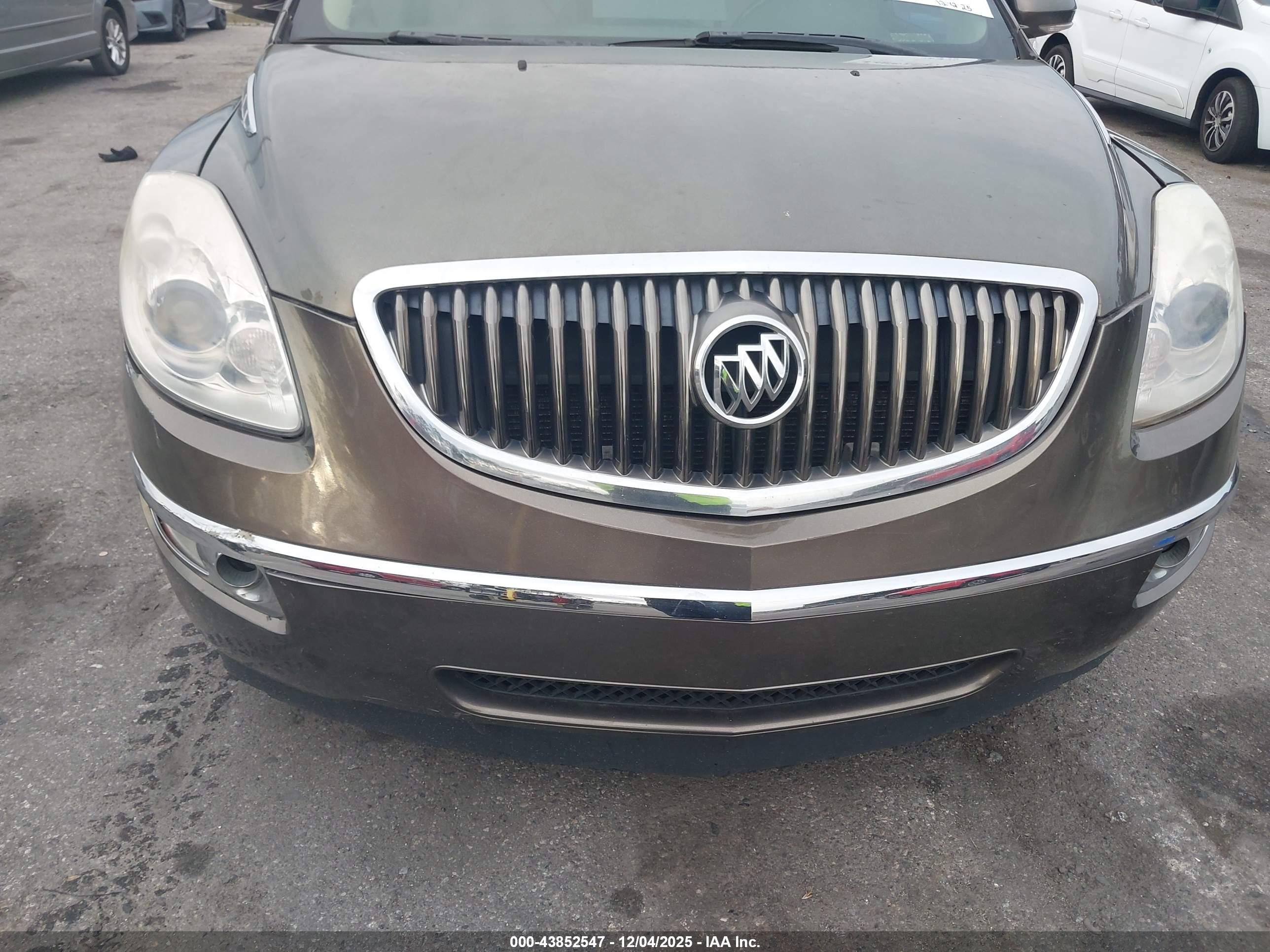 BUICK ENCLAVE image 6