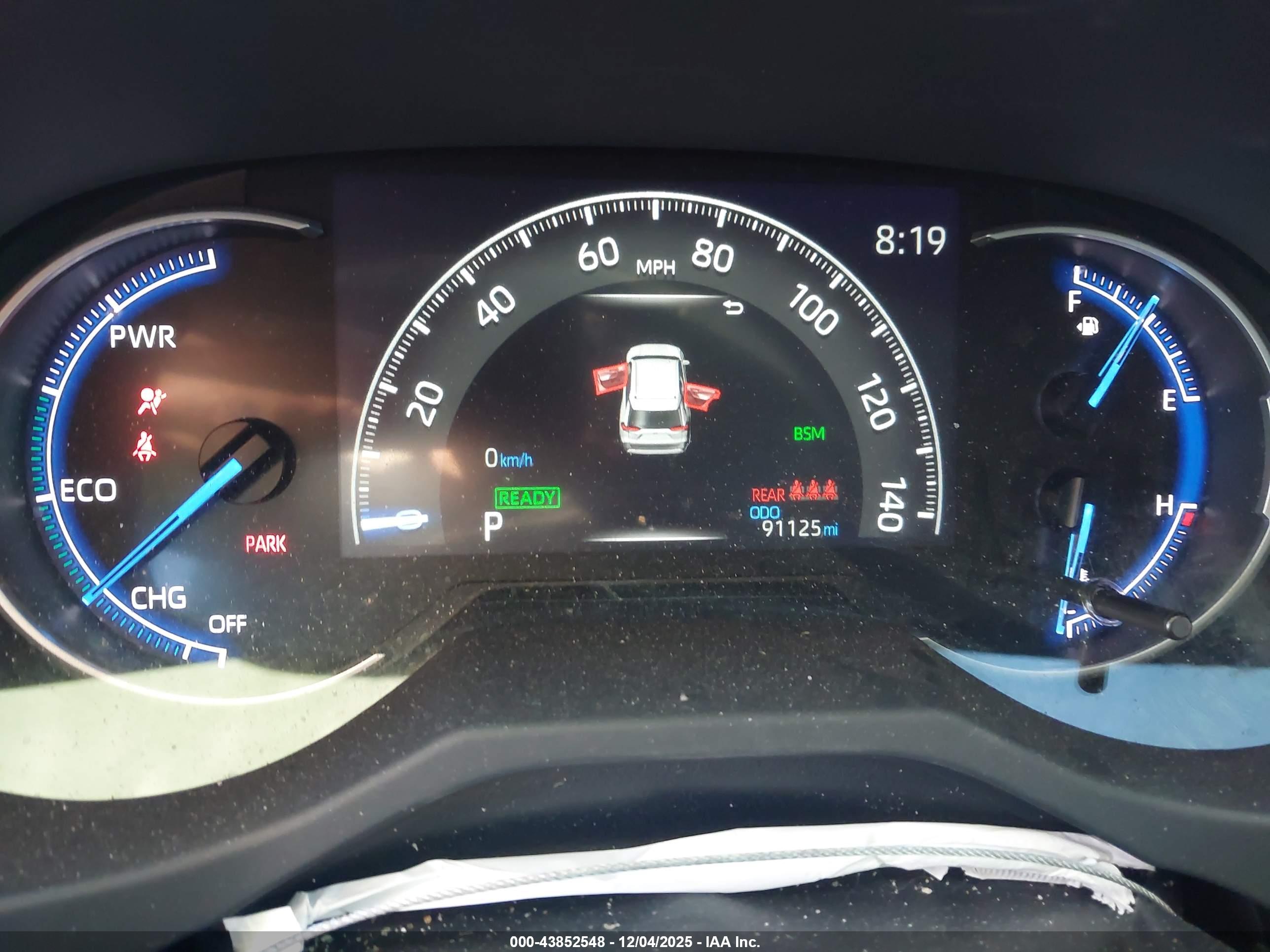 TOYOTA RAV4 image 7