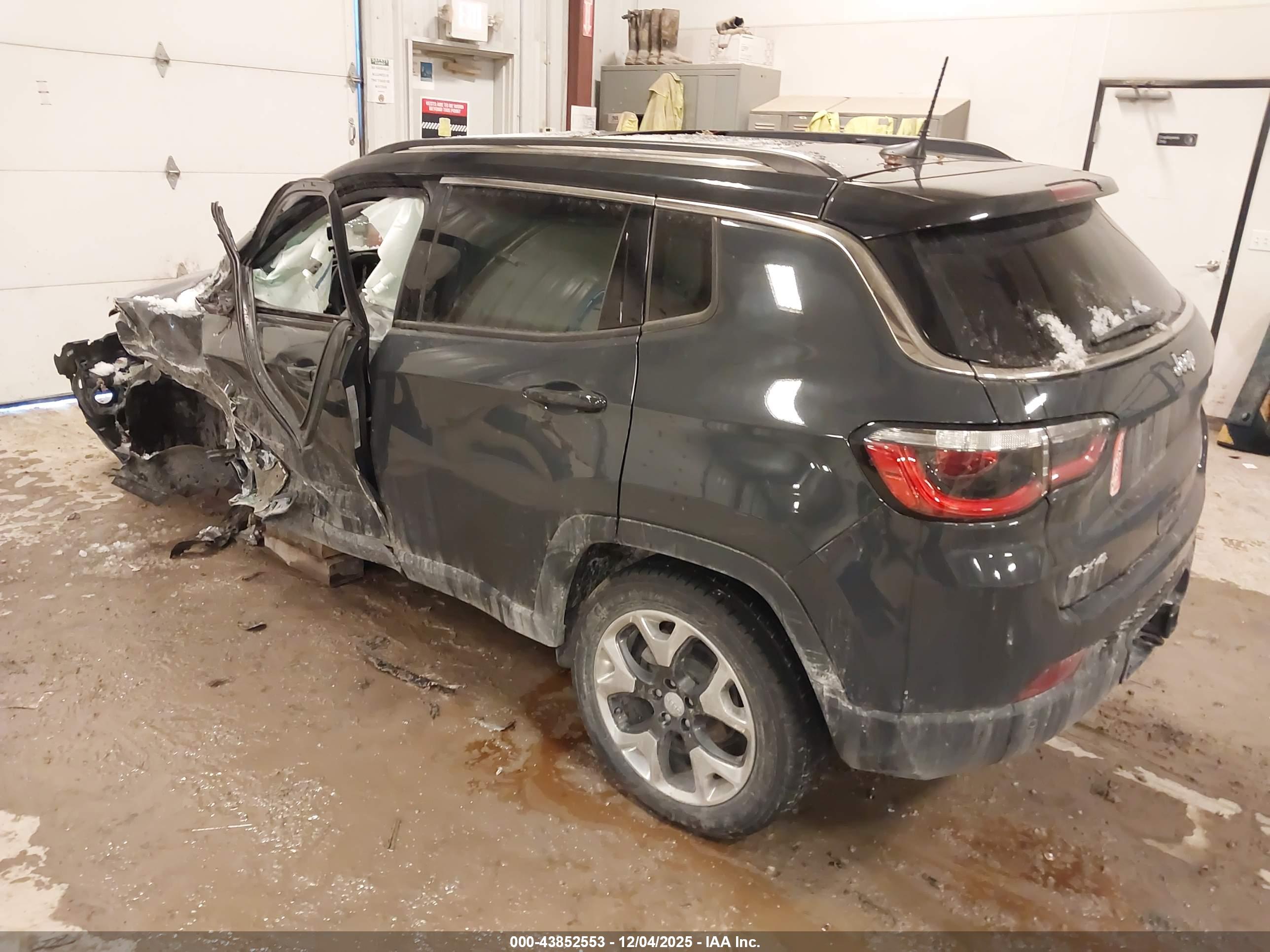 JEEP COMPASS image 3