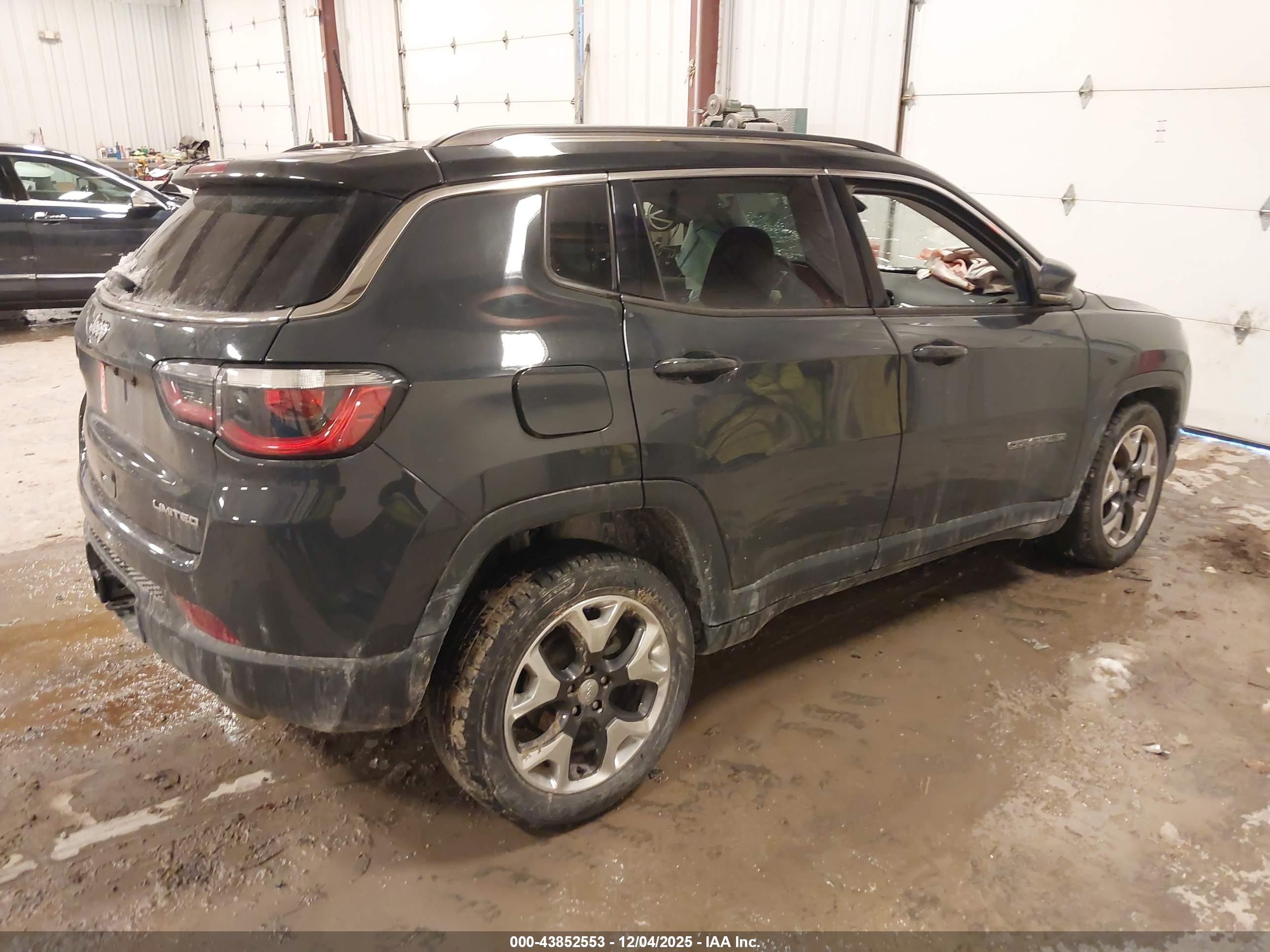 JEEP COMPASS image 4
