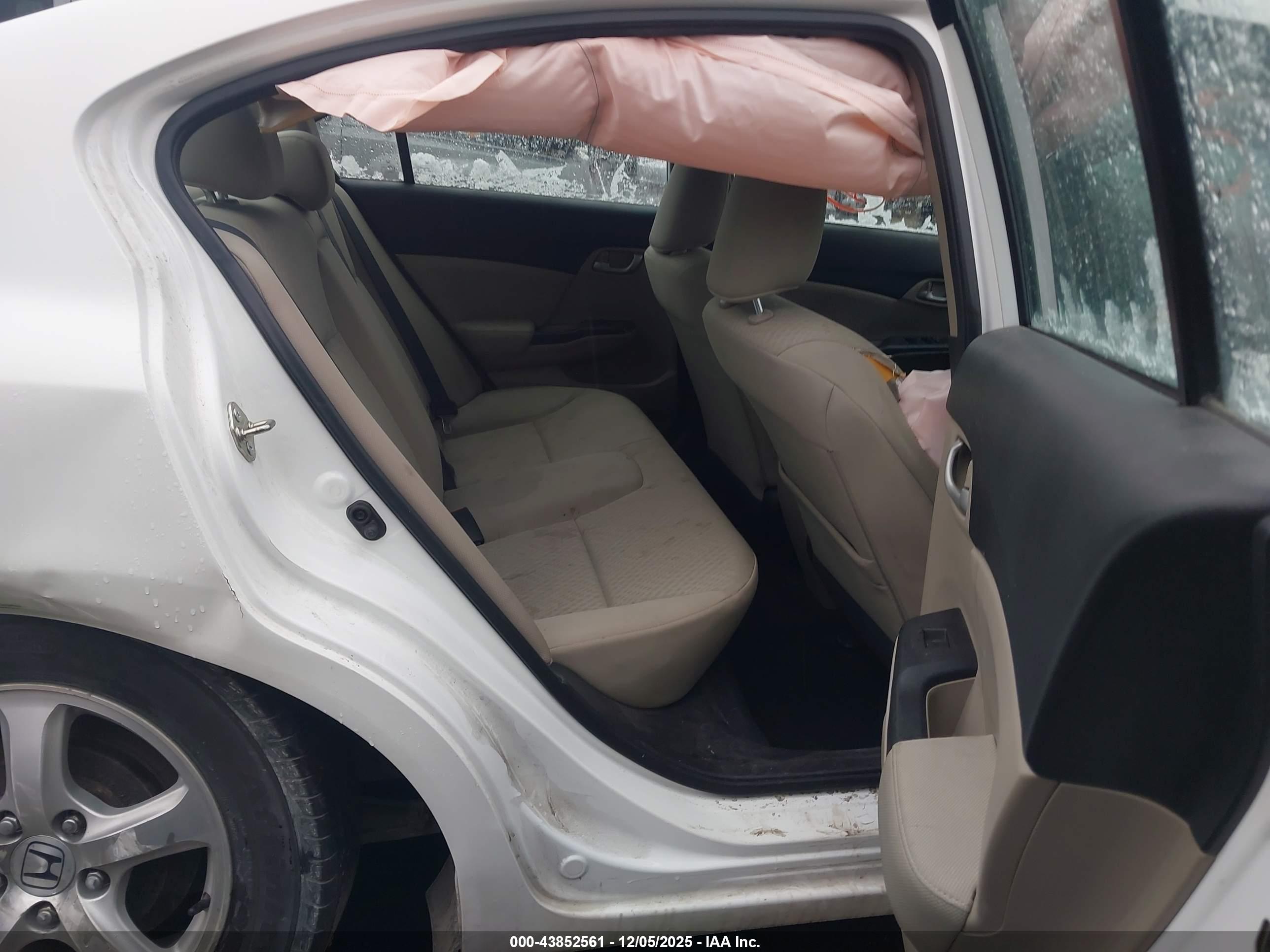 HONDA CIVIC image 8