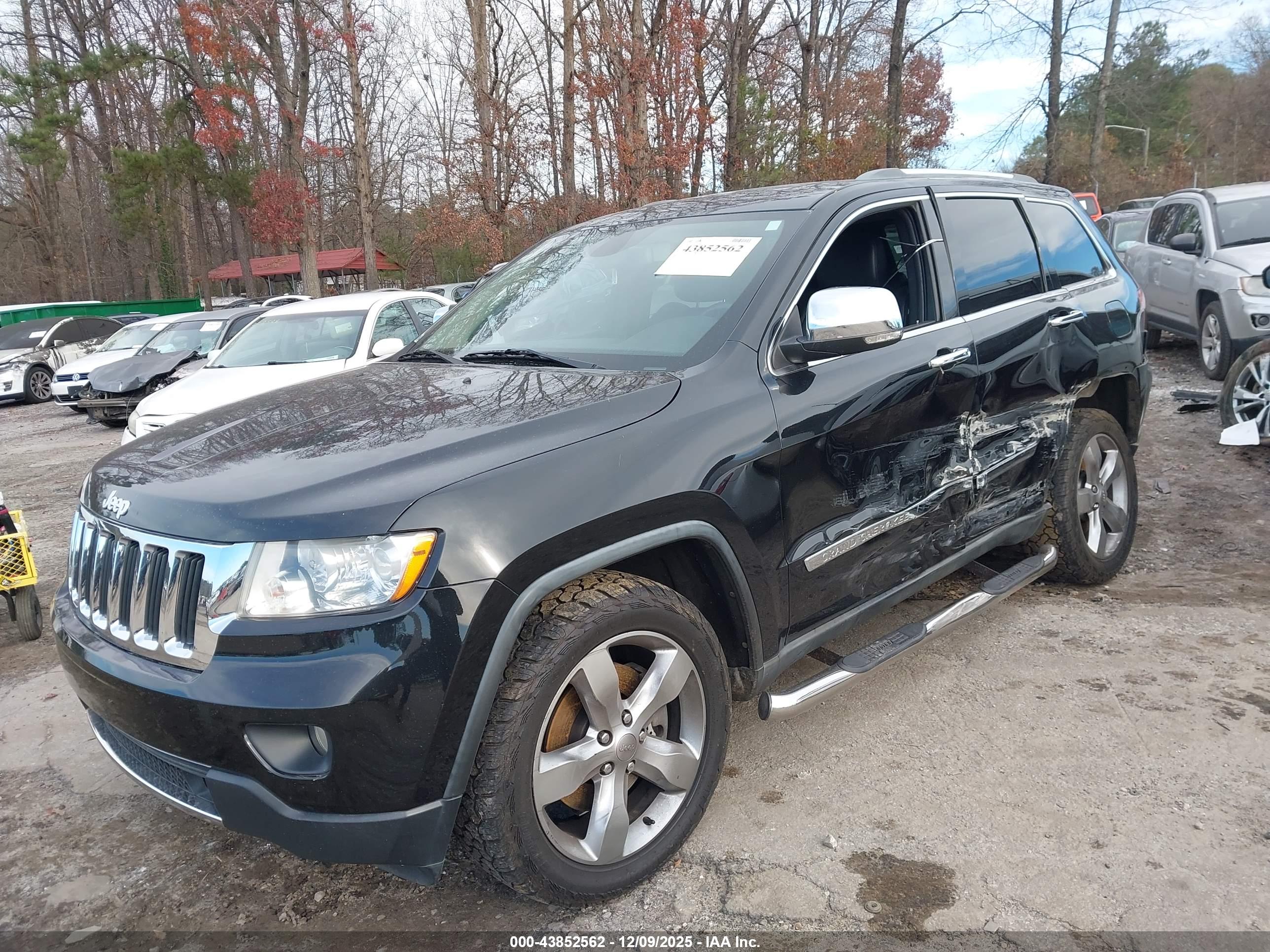JEEP GRAND image 2