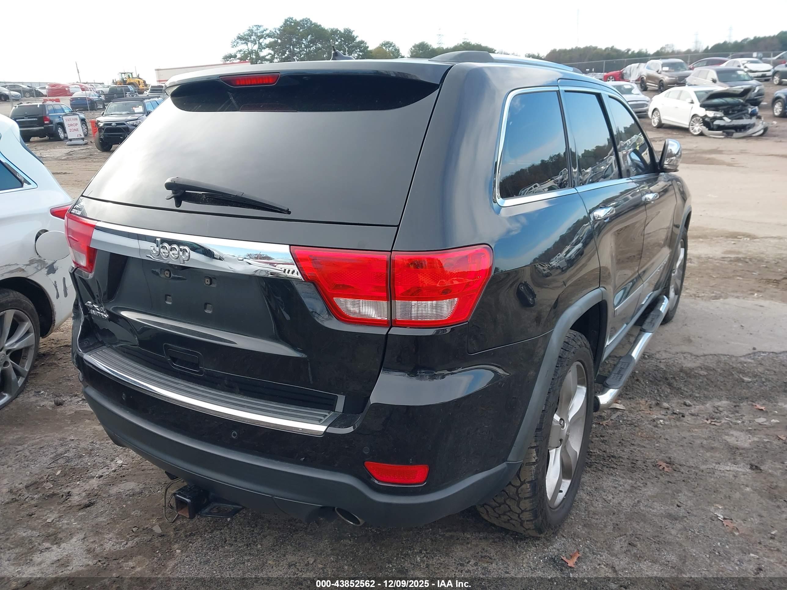 JEEP GRAND image 4