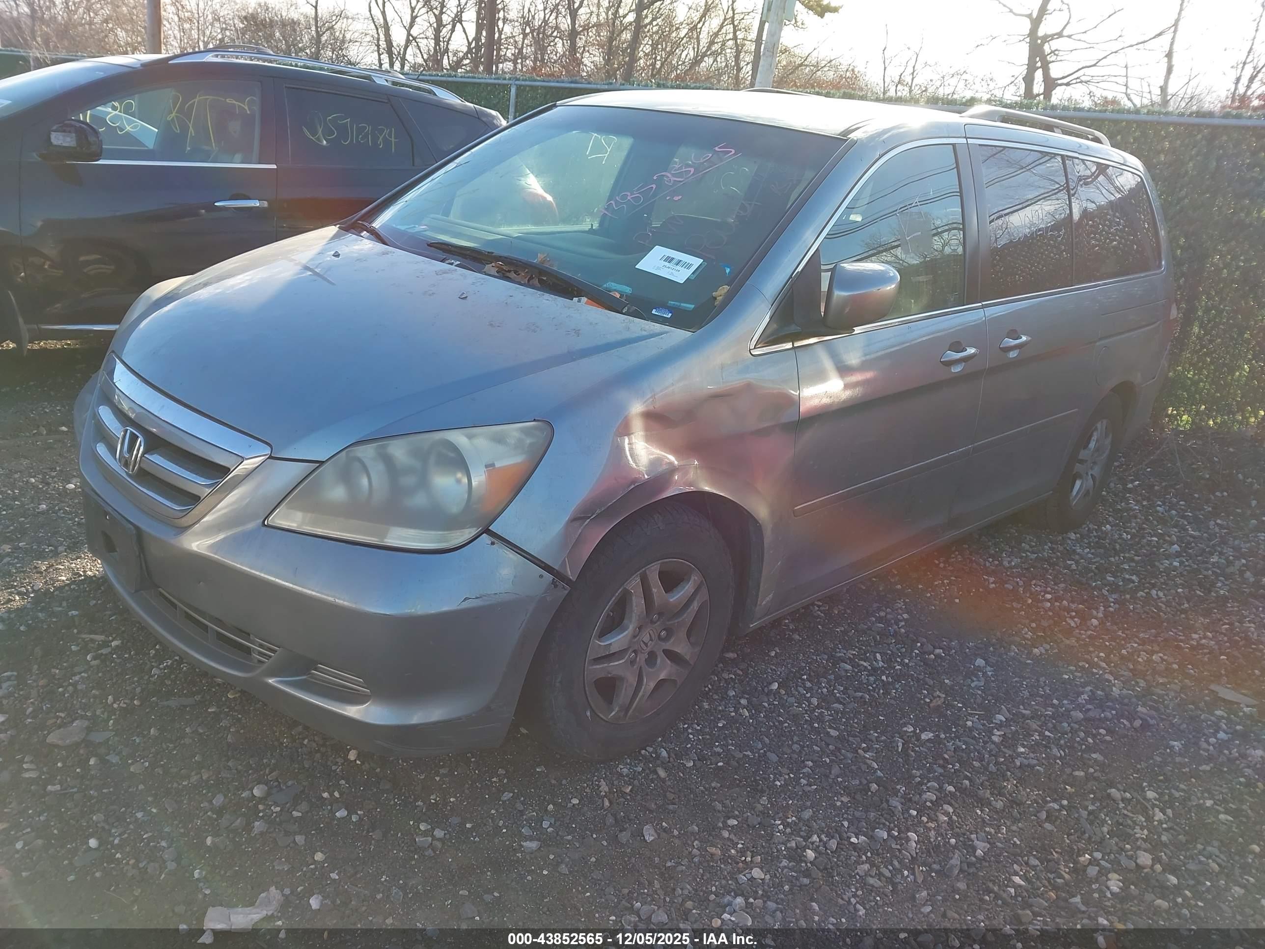 HONDA ODYSSEY image 2