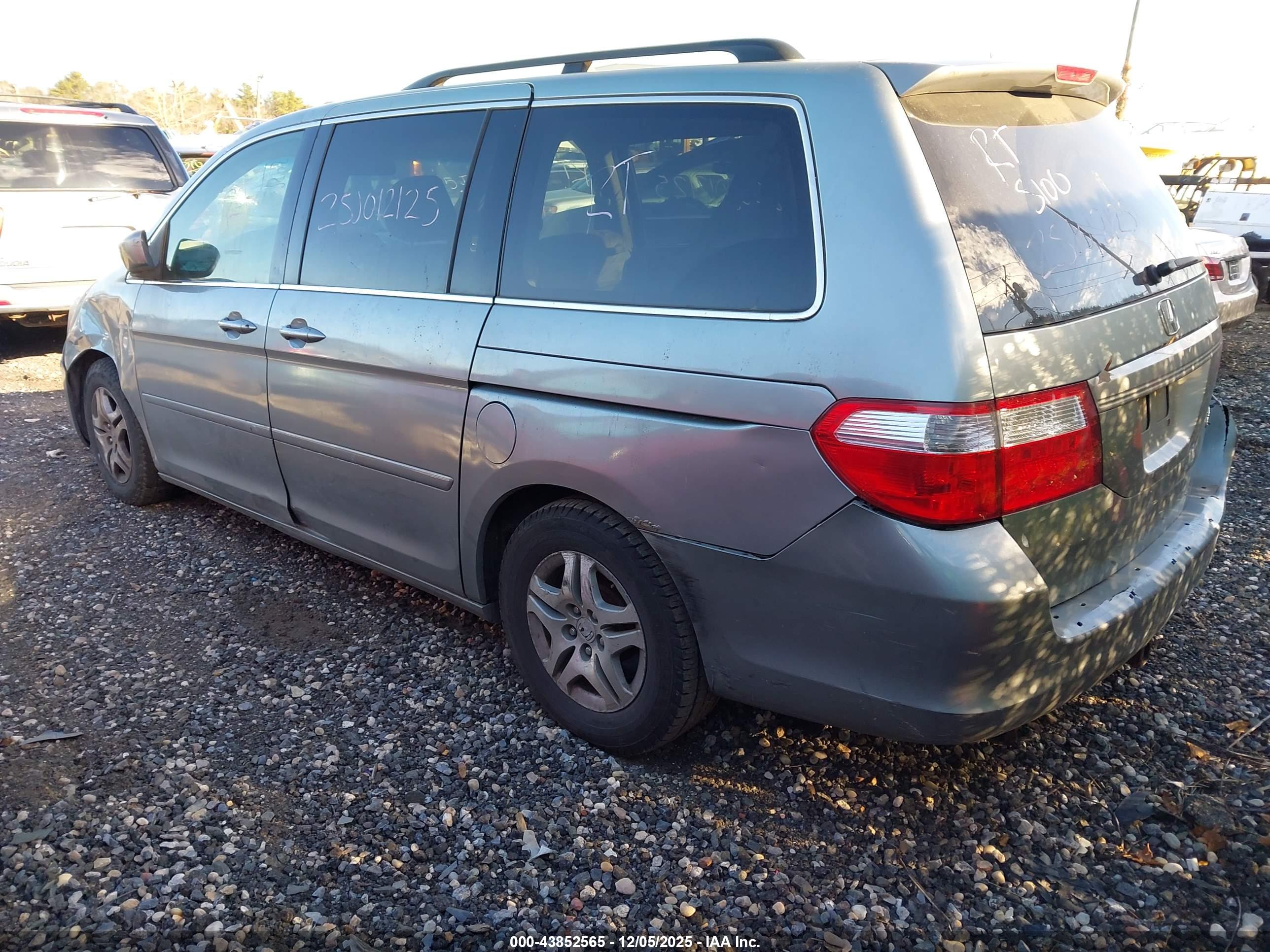 HONDA ODYSSEY image 3