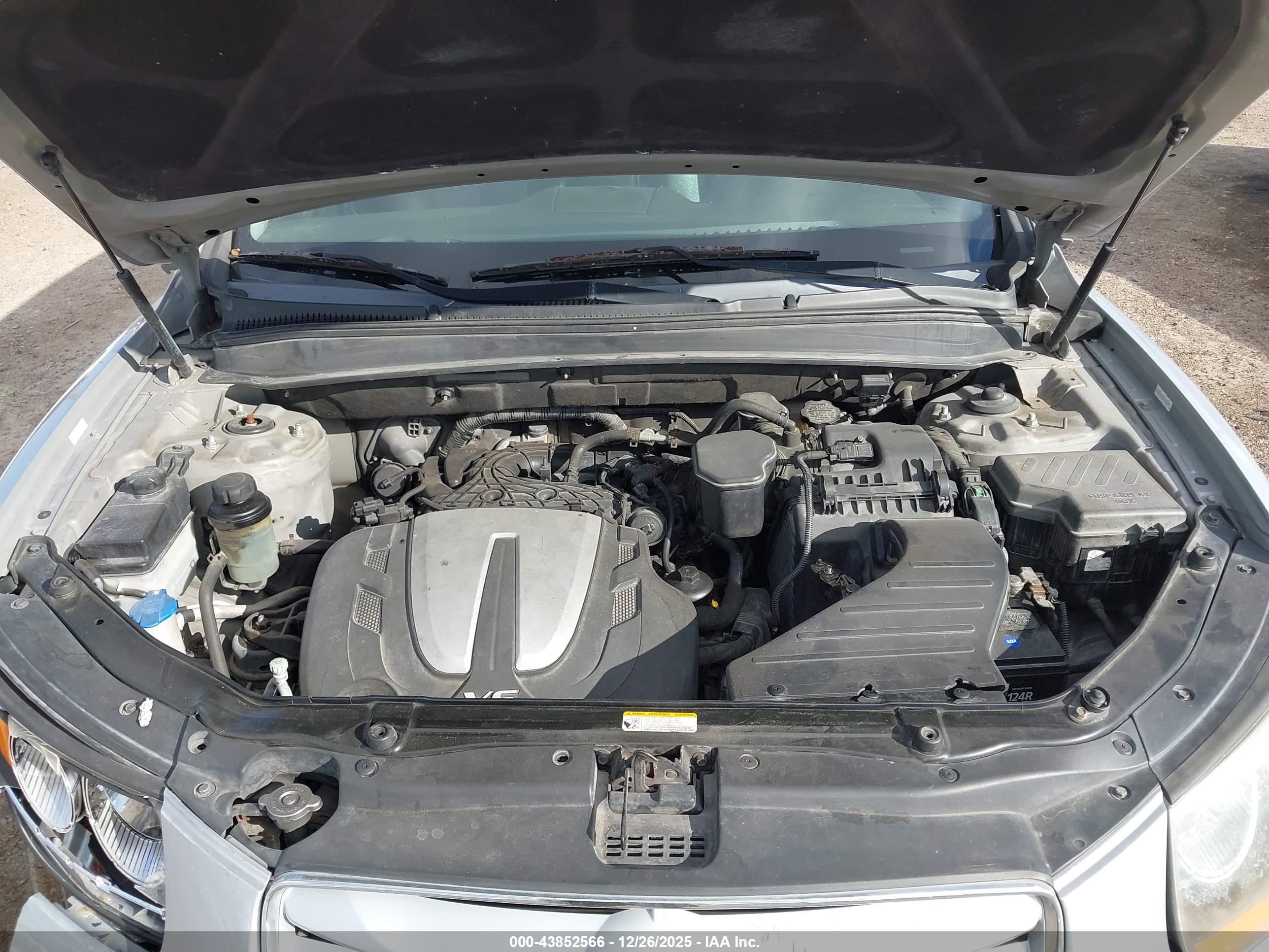 HYUNDAI SANTA image 10