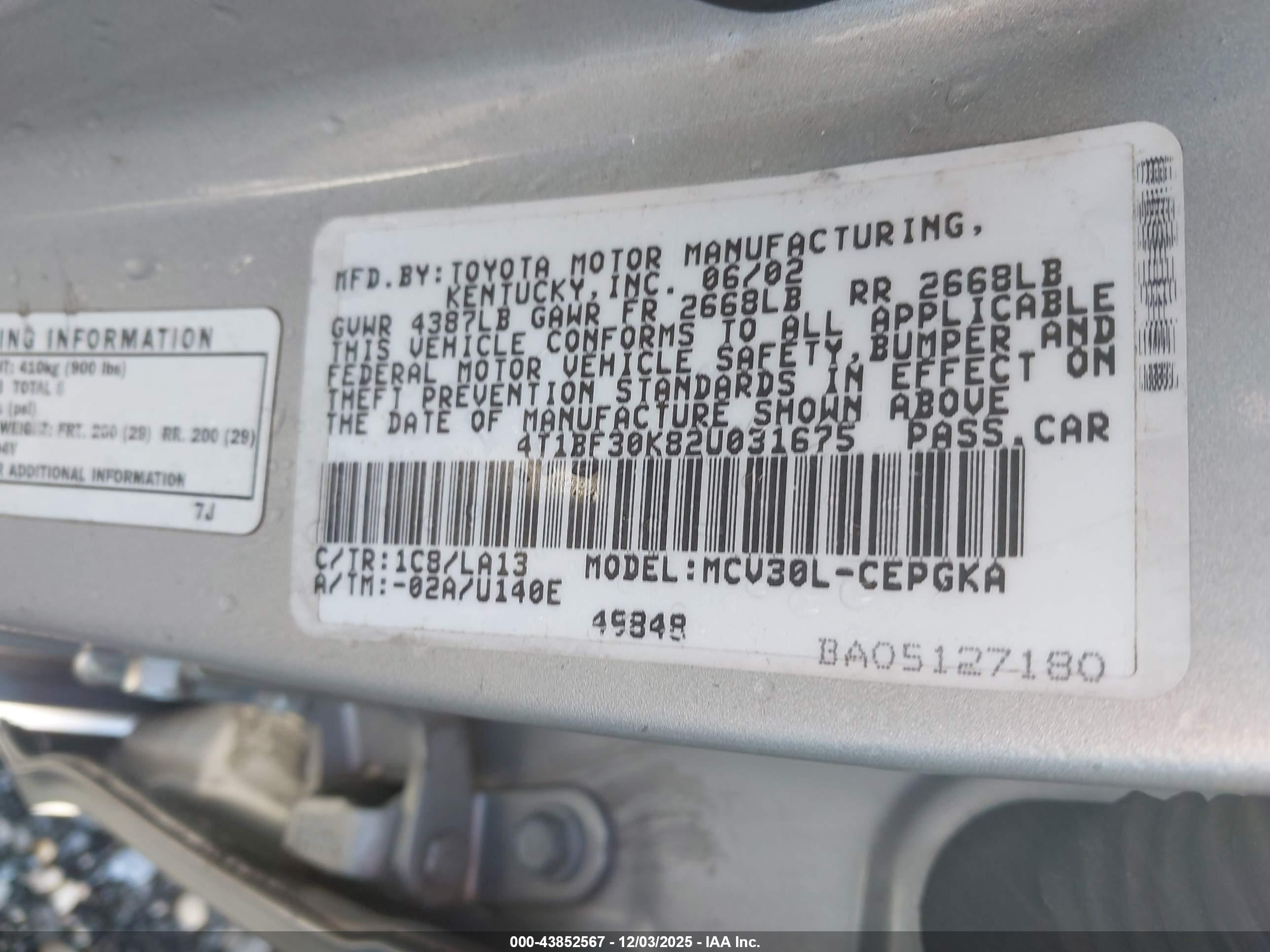 TOYOTA CAMRY image 9