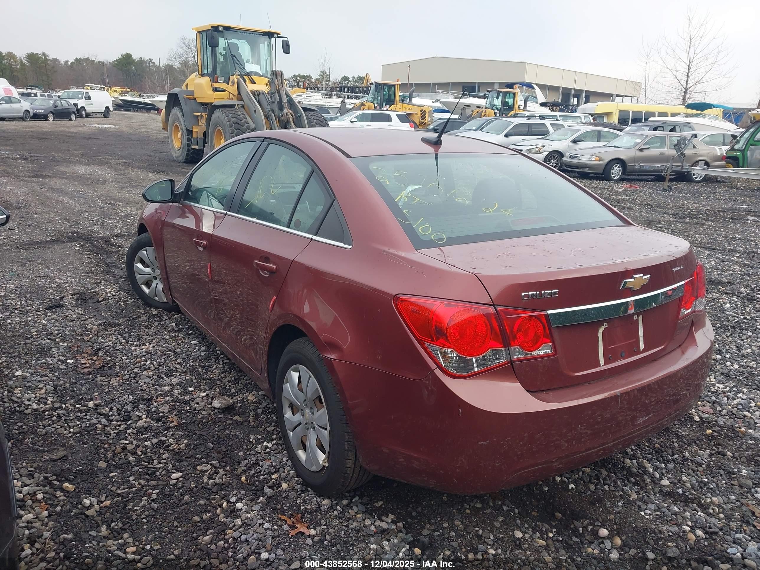 CHEVROLET CRUZE image 3