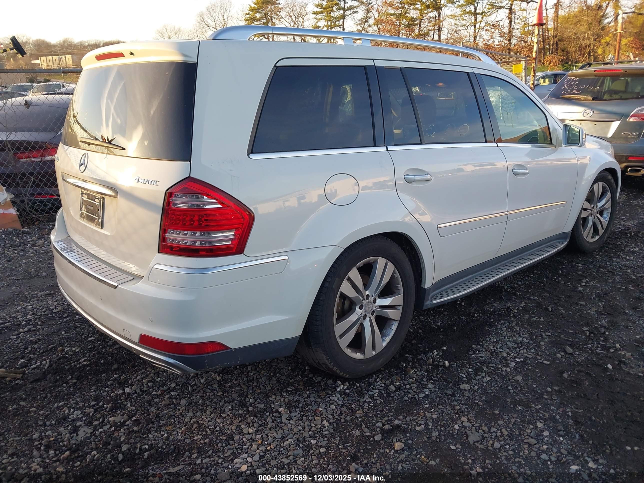 MERCEDES-BENZ GL image 4