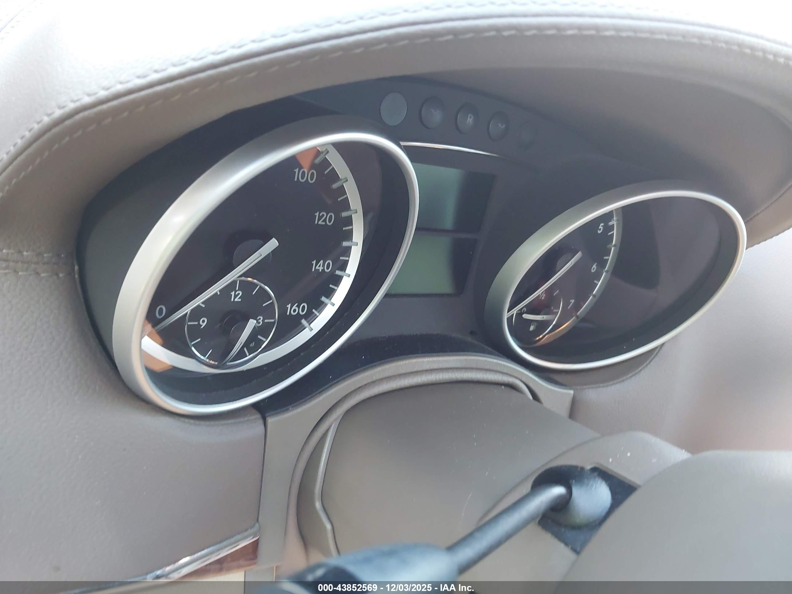 MERCEDES-BENZ GL image 7