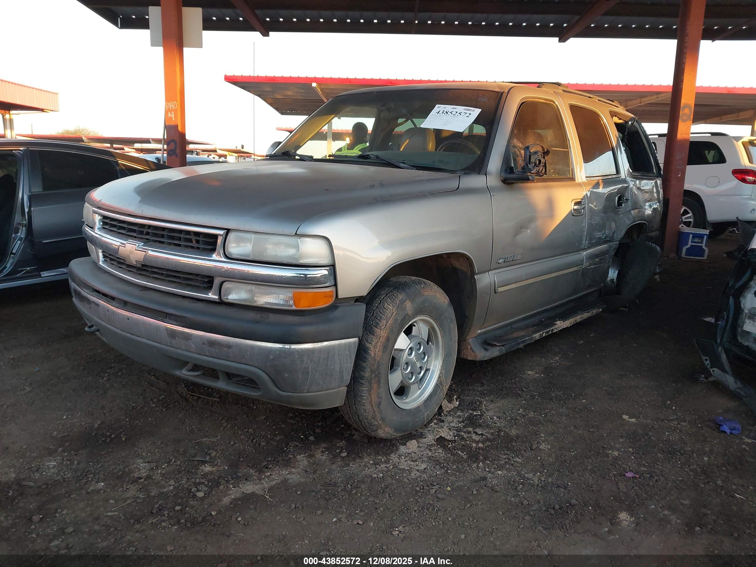 CHEVROLET TAHOE image 2