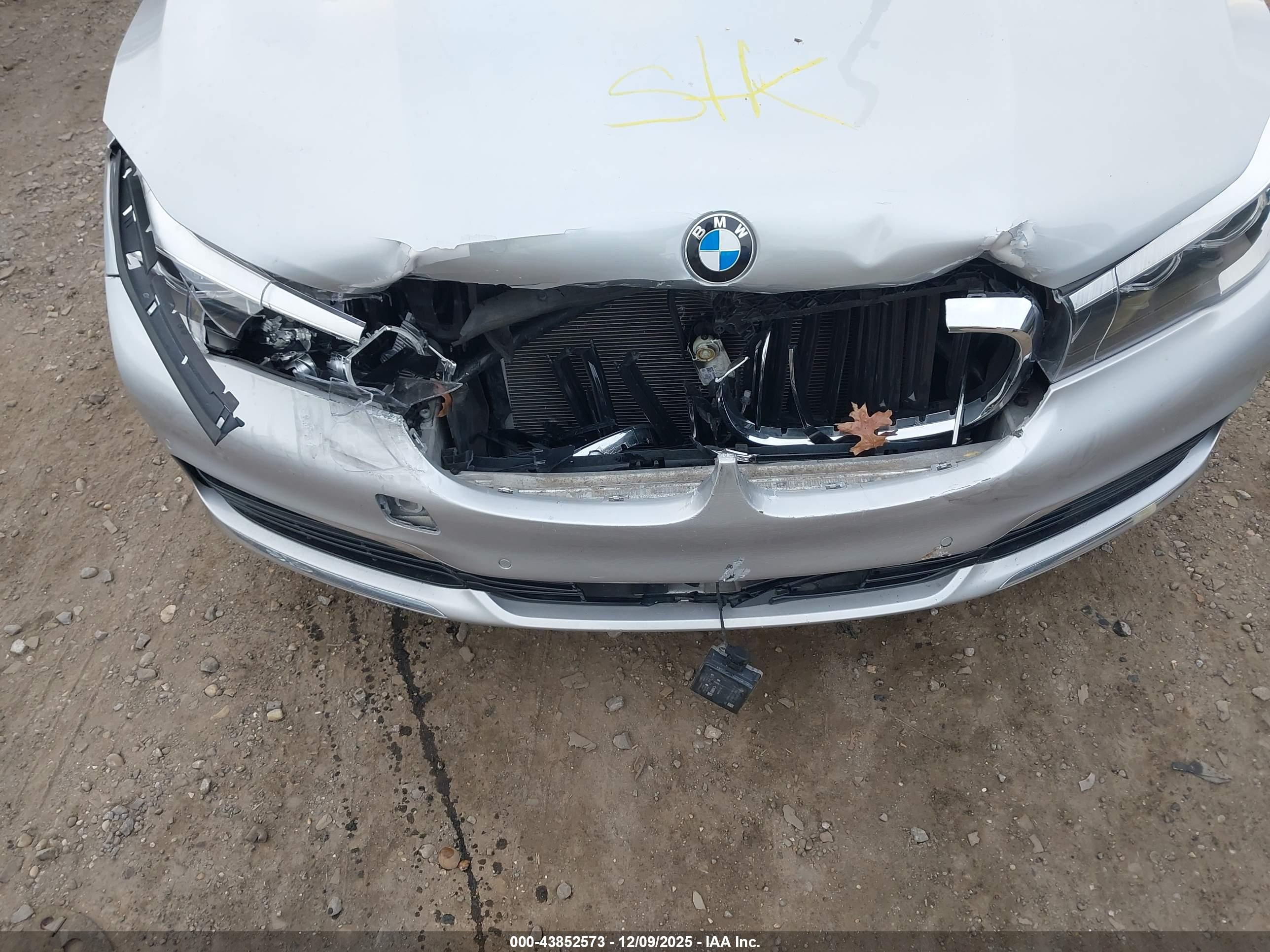 BMW 740I image 10