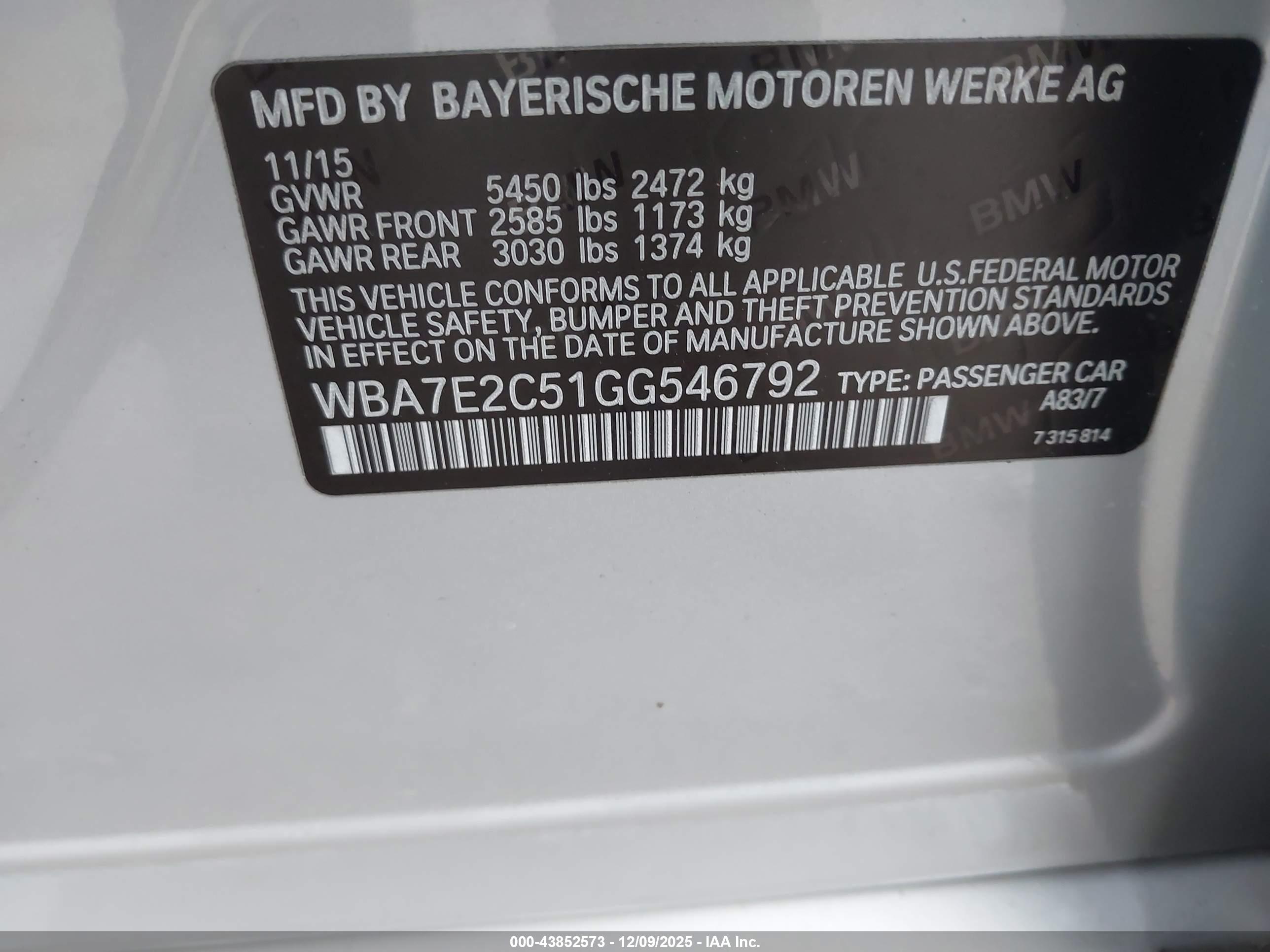 BMW 740I image 9